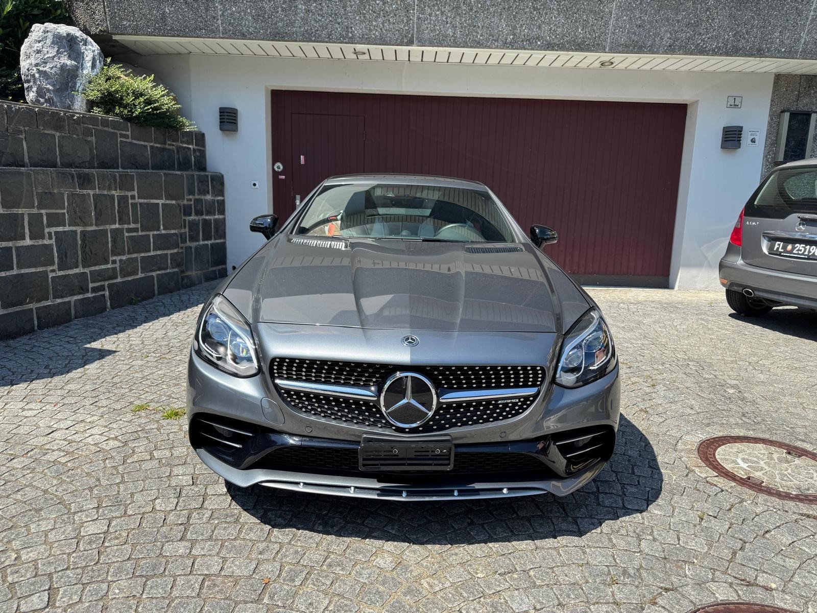 MERCEDES-BENZ SLC 43 AMG-image-3