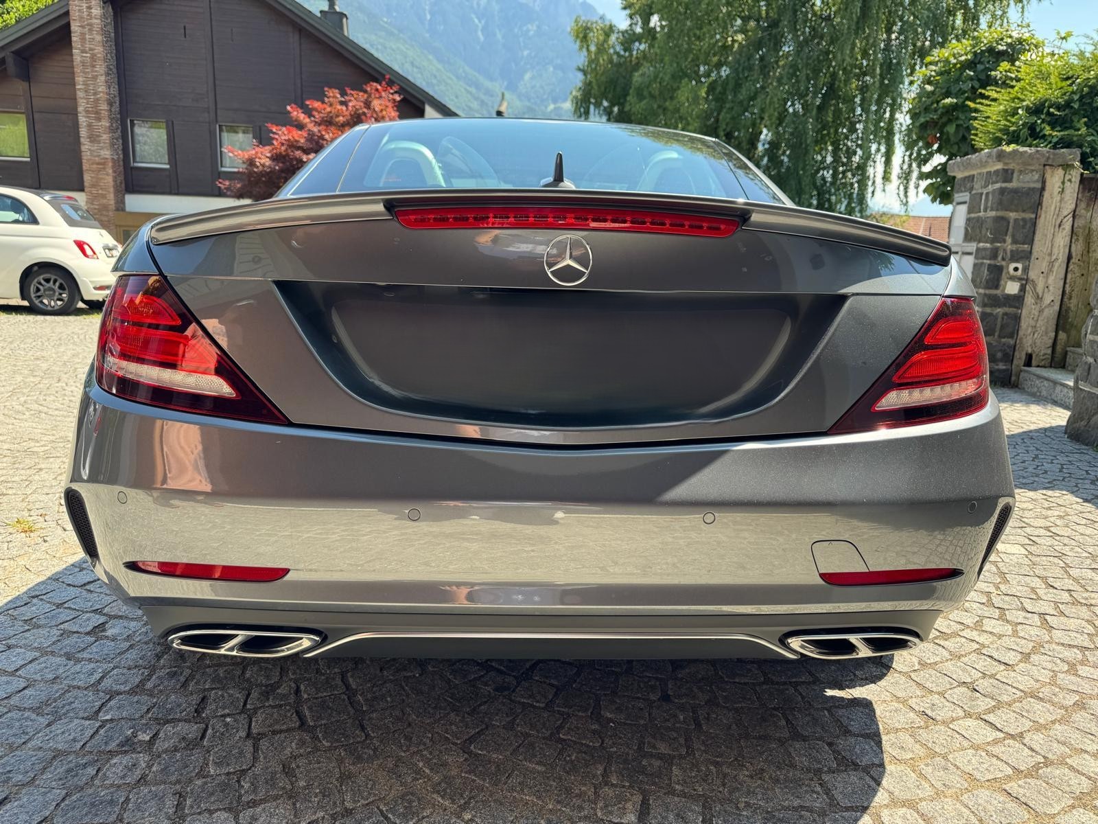 MERCEDES-BENZ SLC 43 AMG-image-4
