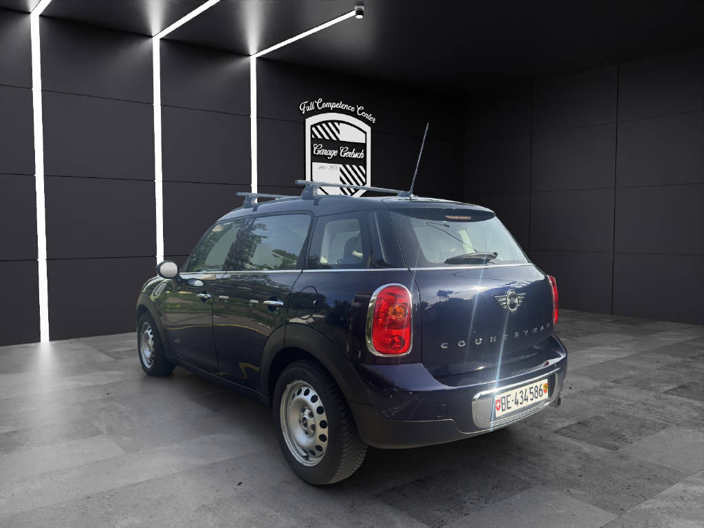 MINI Countryman R60 1.6i Cooper ALL4-image-2
