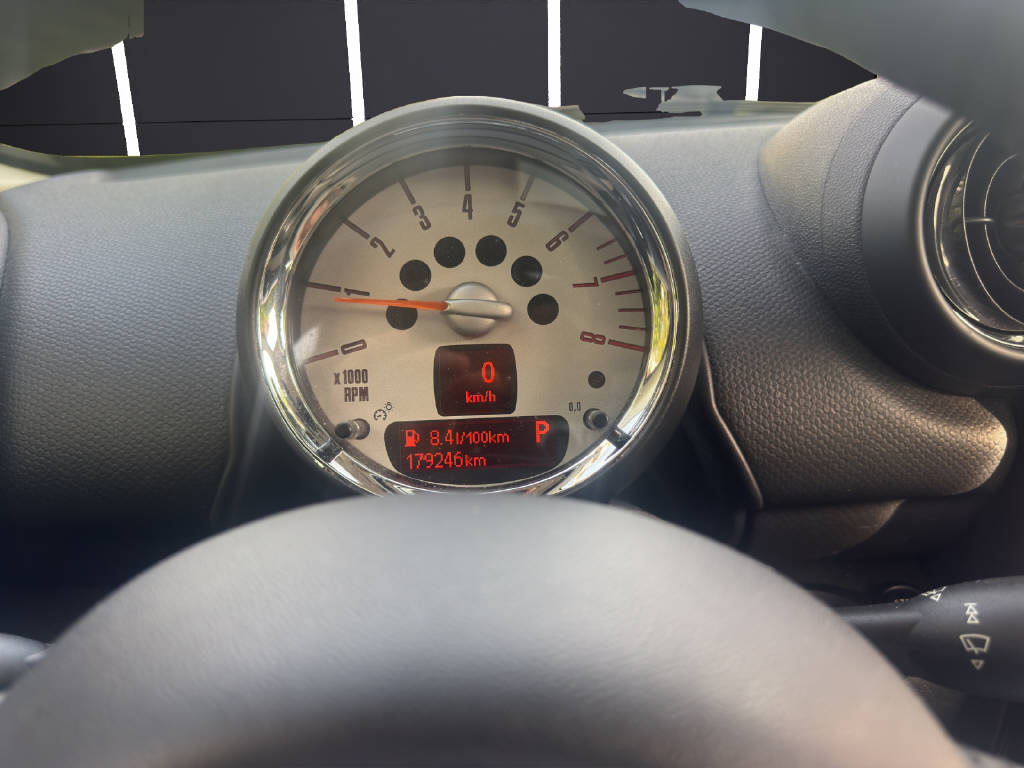 MINI Countryman R60 1.6i Cooper ALL4-image-8