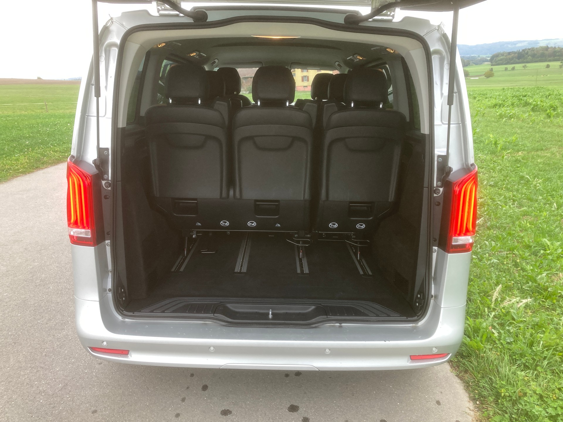MERCEDES-BENZ Vito 116 CDI Select Tourer 4Matic 9G-Tronic-image-5