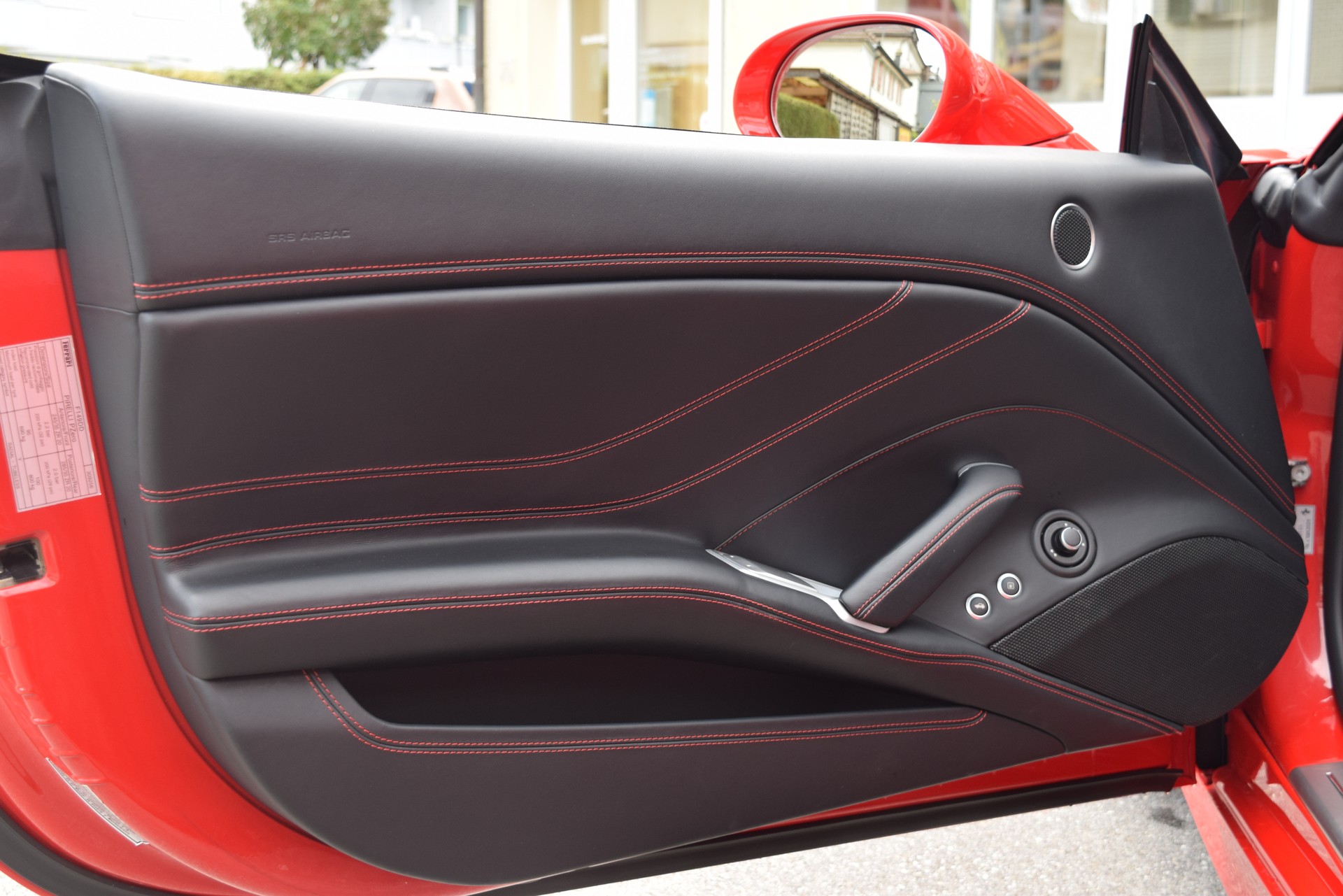 FERRARI California 3.9 V8 T-image-10