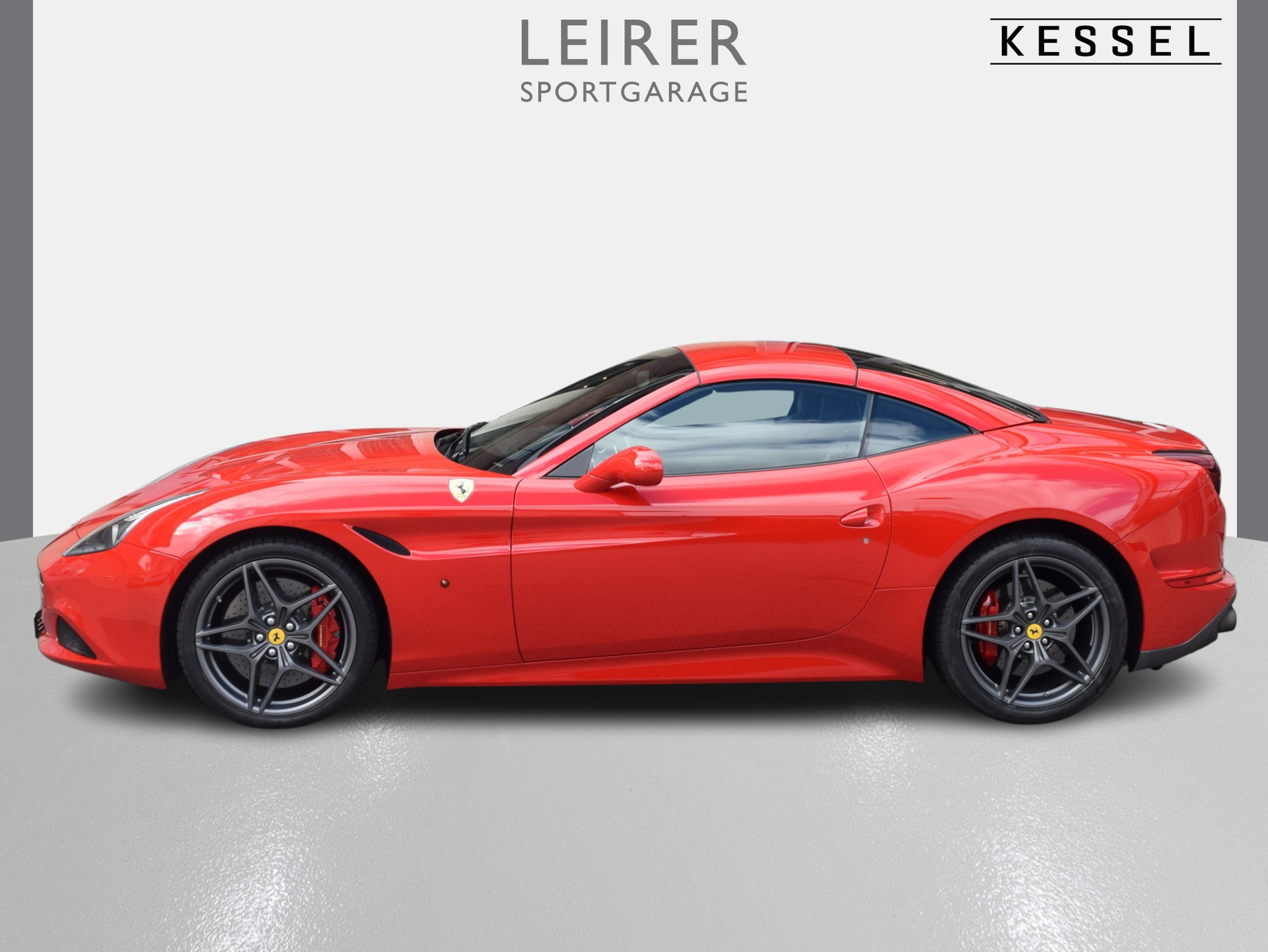 FERRARI California 3.9 V8 T-showroom-element-1