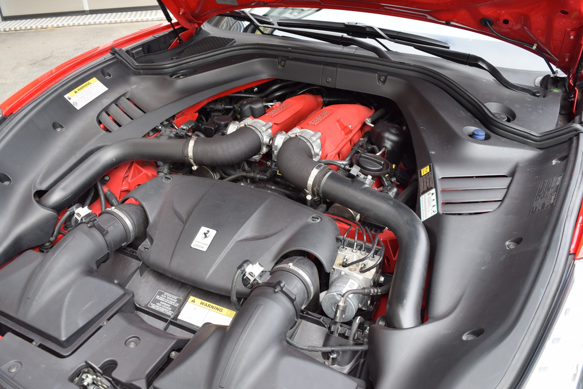 FERRARI California 3.9 V8 T-image-16