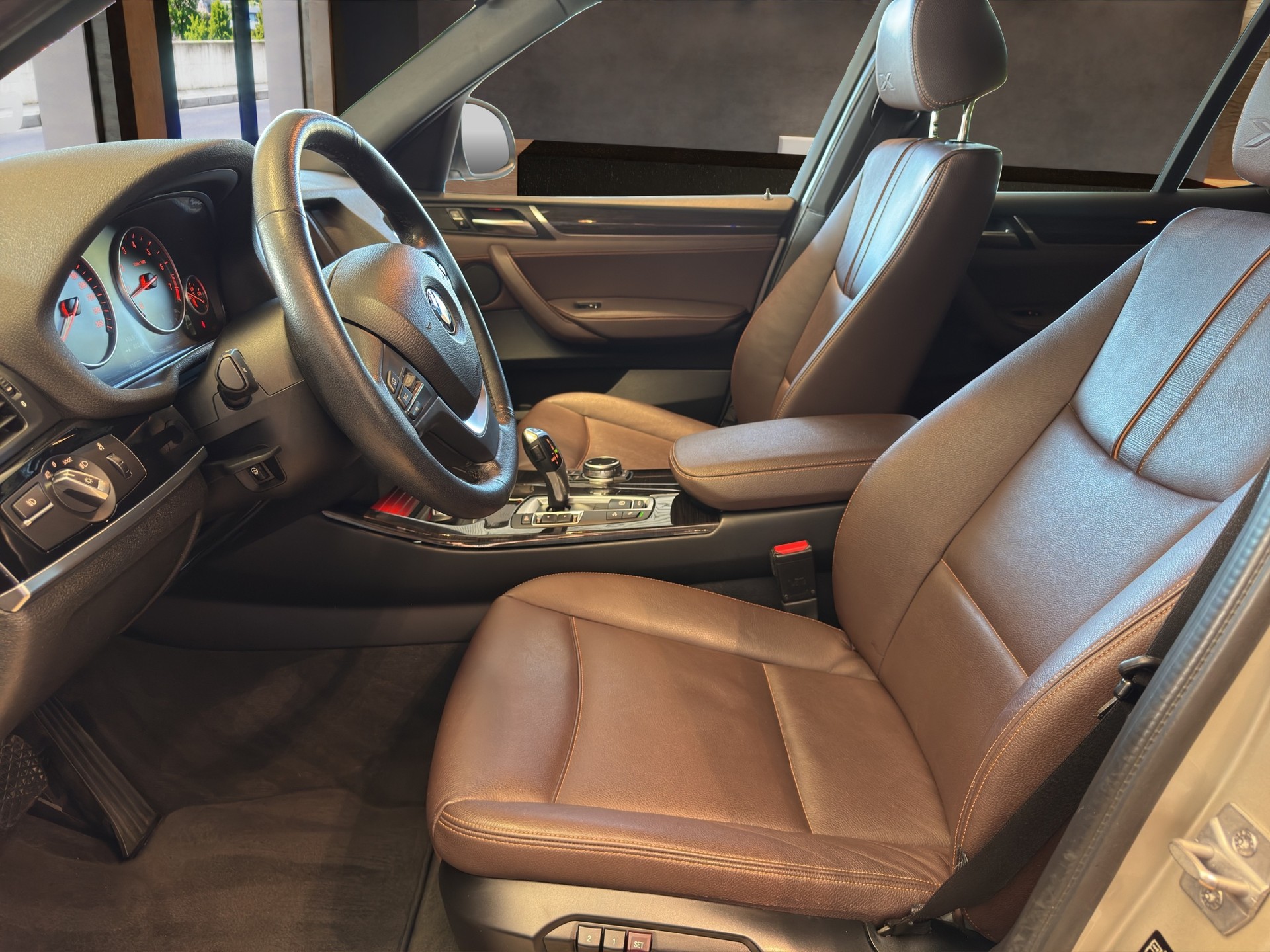BMW X3 xDrive 28i xLine Steptronic-image-4
