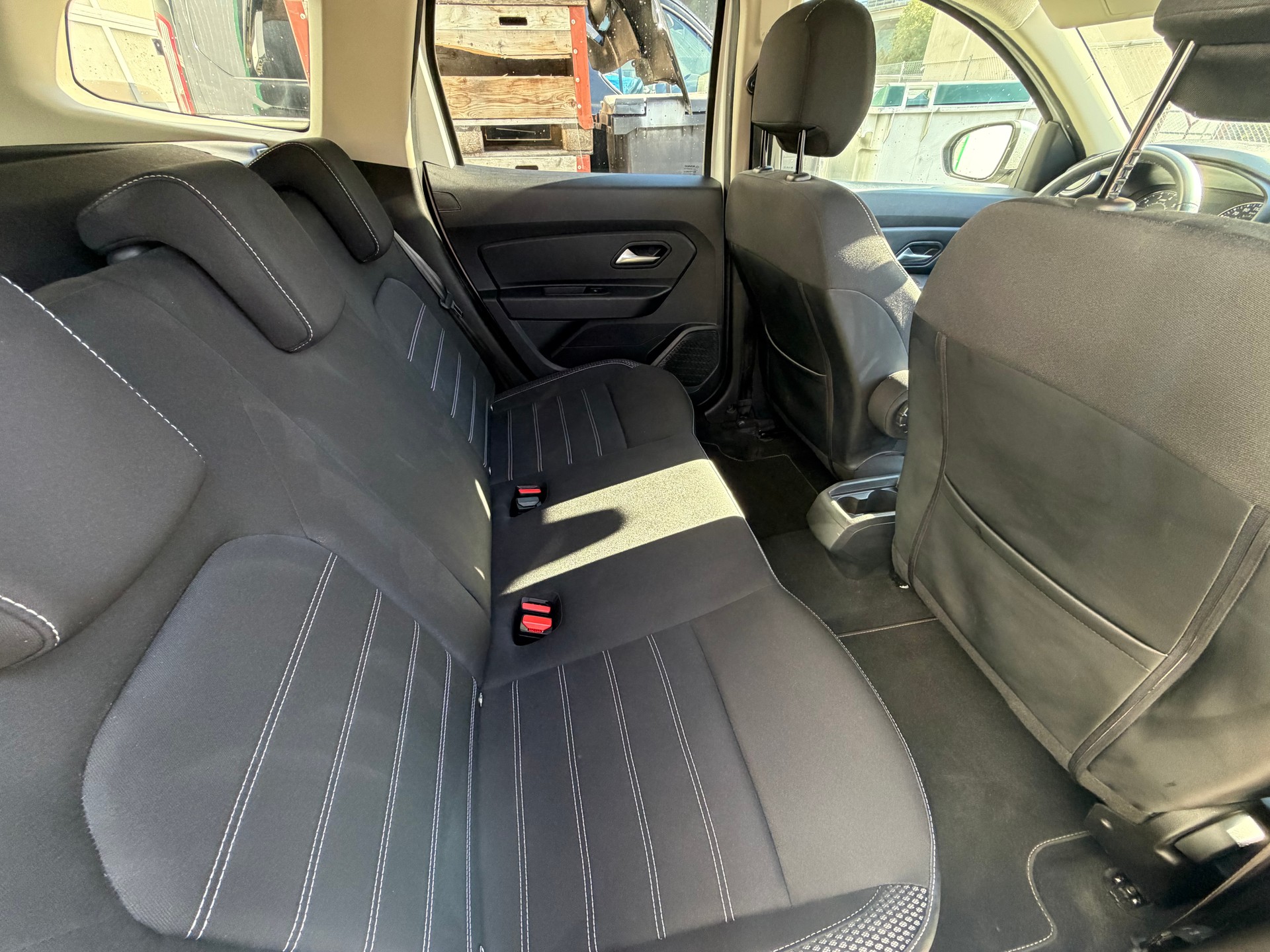 DACIA Duster SCe 115 Prestige 4x4-image-10