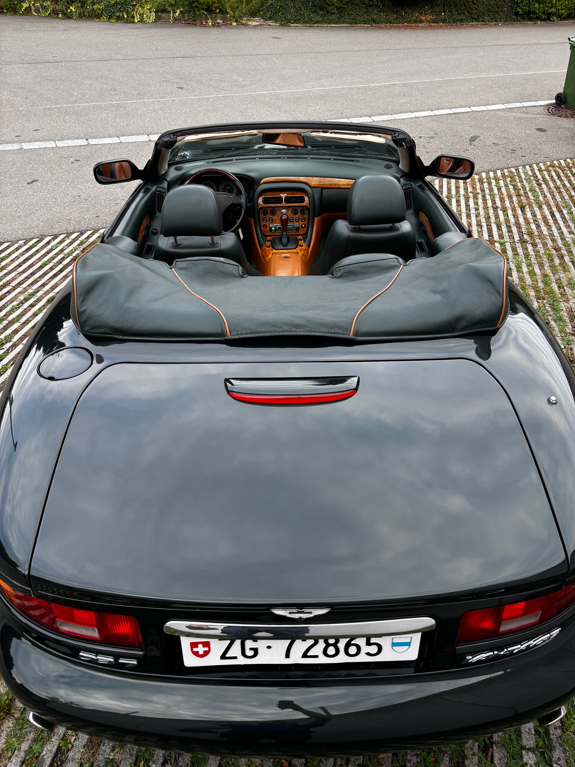 ASTON MARTIN 5.9-image-6