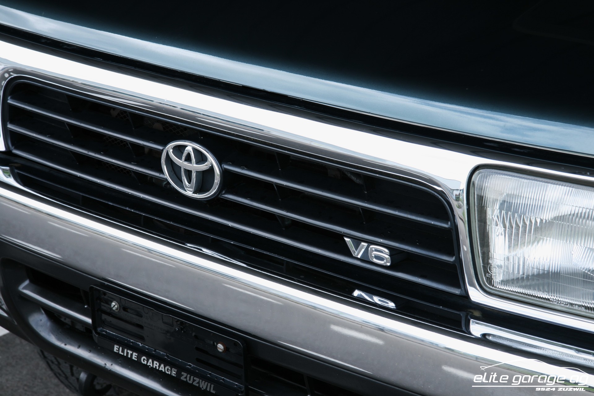 TOYOTA 4-Runner 3.0 Super Saloon-image-12