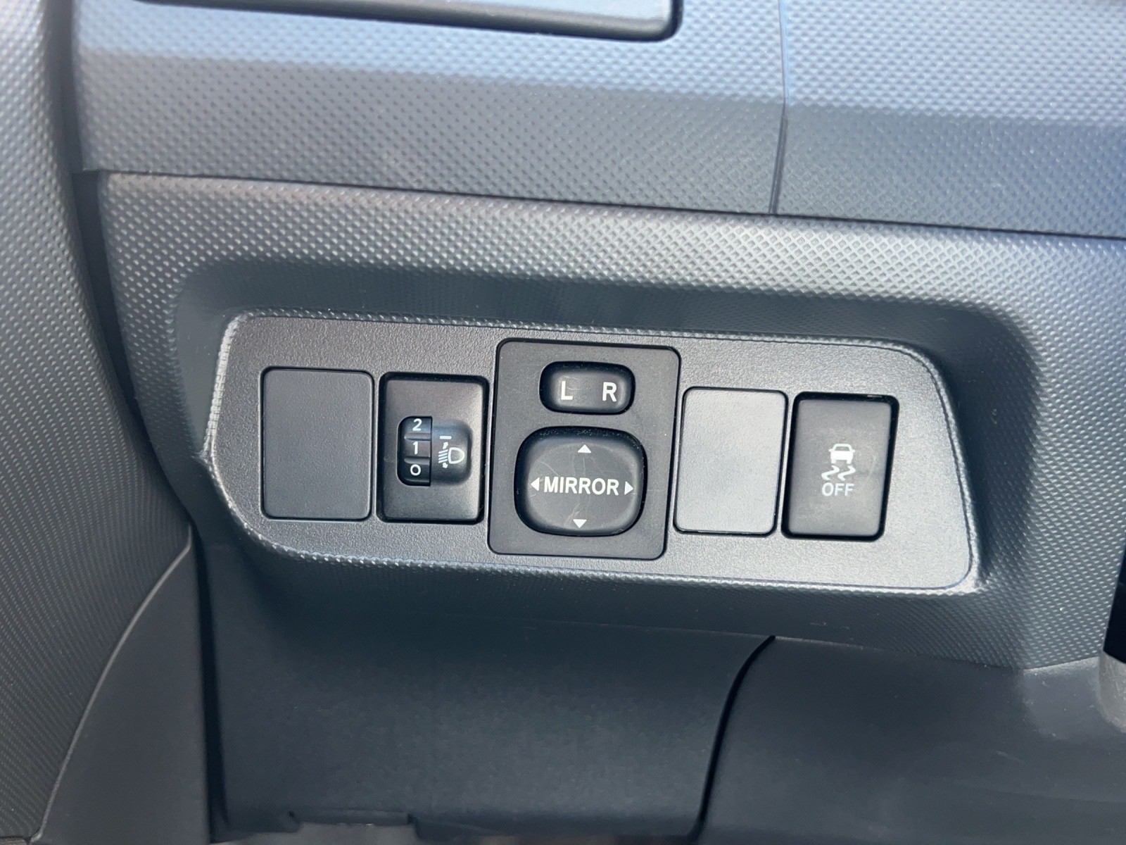 TOYOTA Auris 2.2 D-4D CleanPower Linea Sol Premium-image-12
