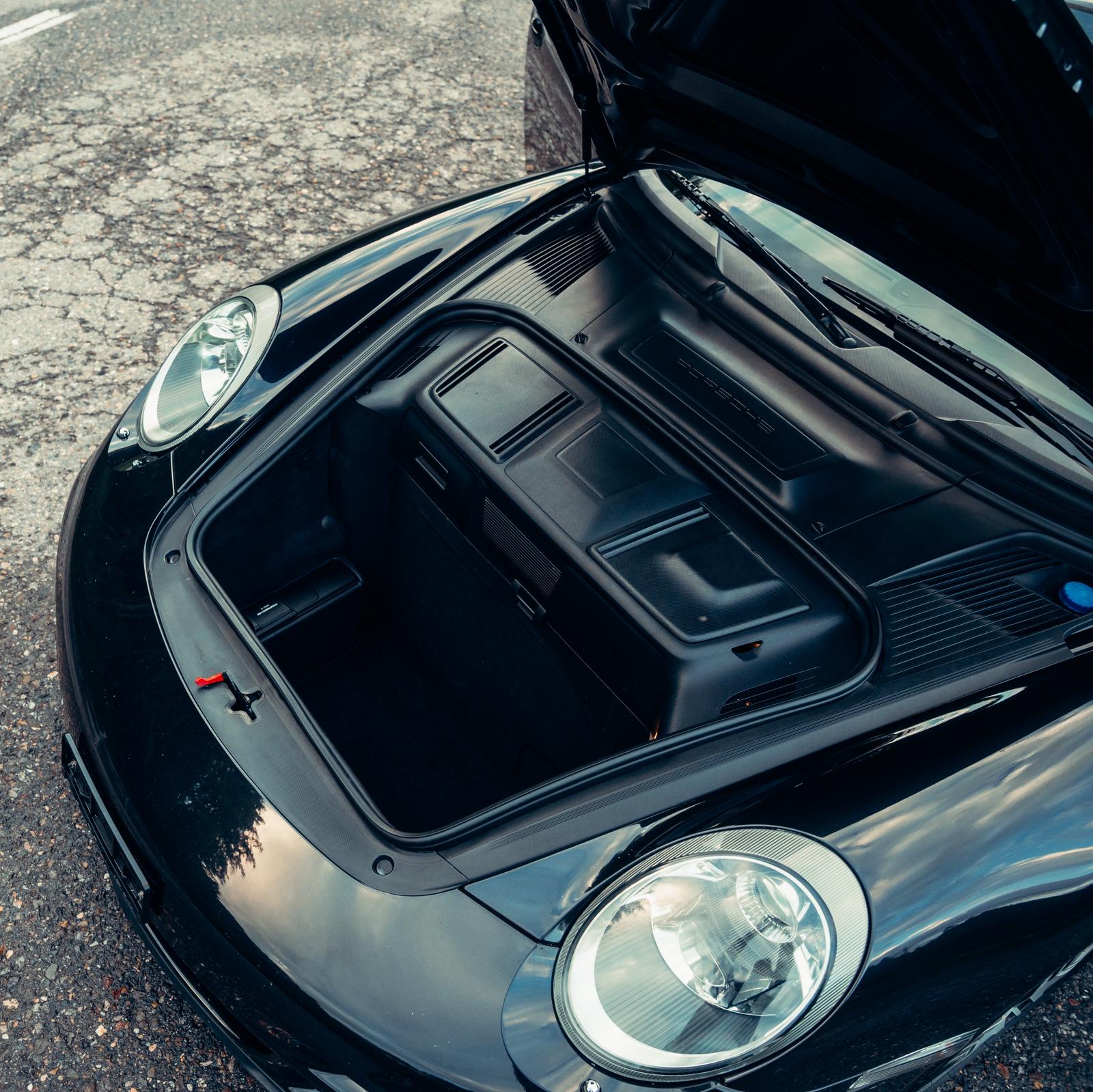 PORSCHE 911 Turbo 3.6L-image-7