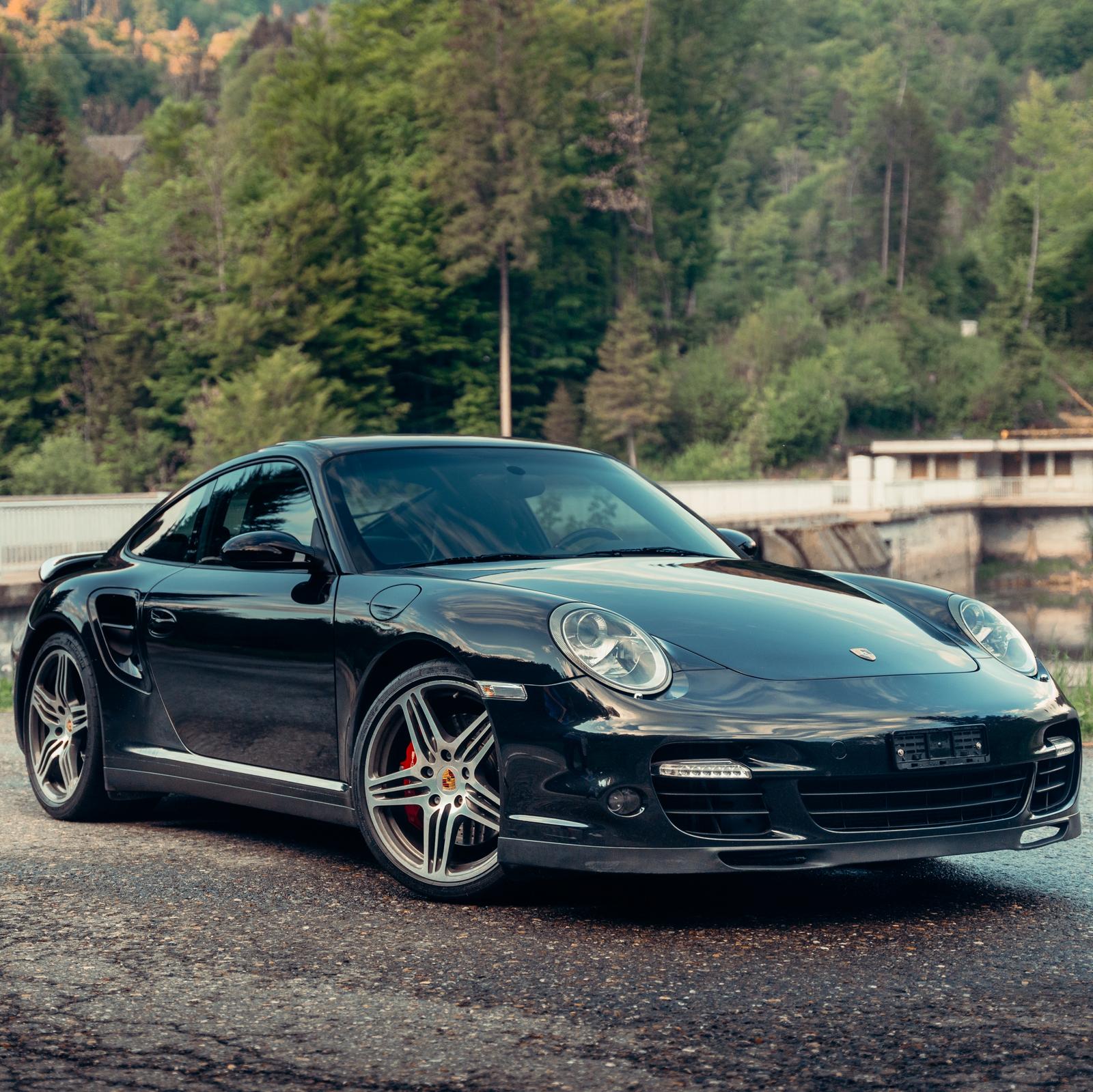 PORSCHE 911 Turbo 3.6L-image-1