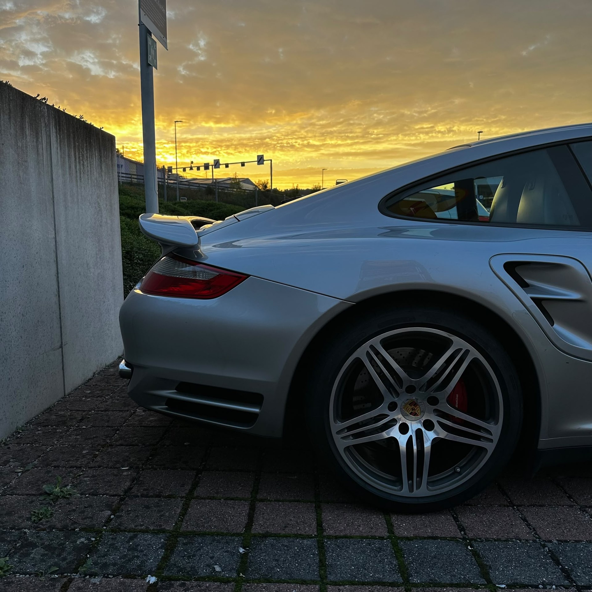 PORSCHE 911 Turbo 3.6L FARBE SONDERWUNSCH-image-3