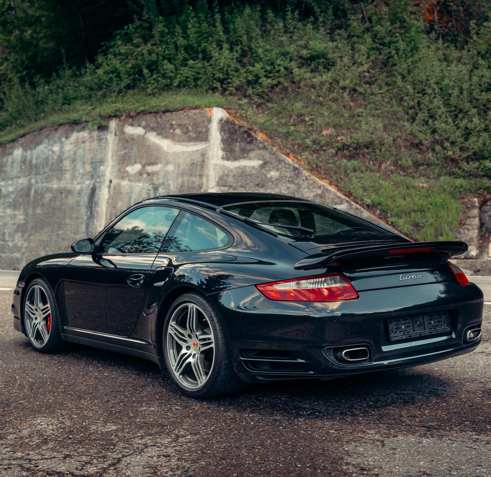PORSCHE 911 Turbo 3.6L-image-2
