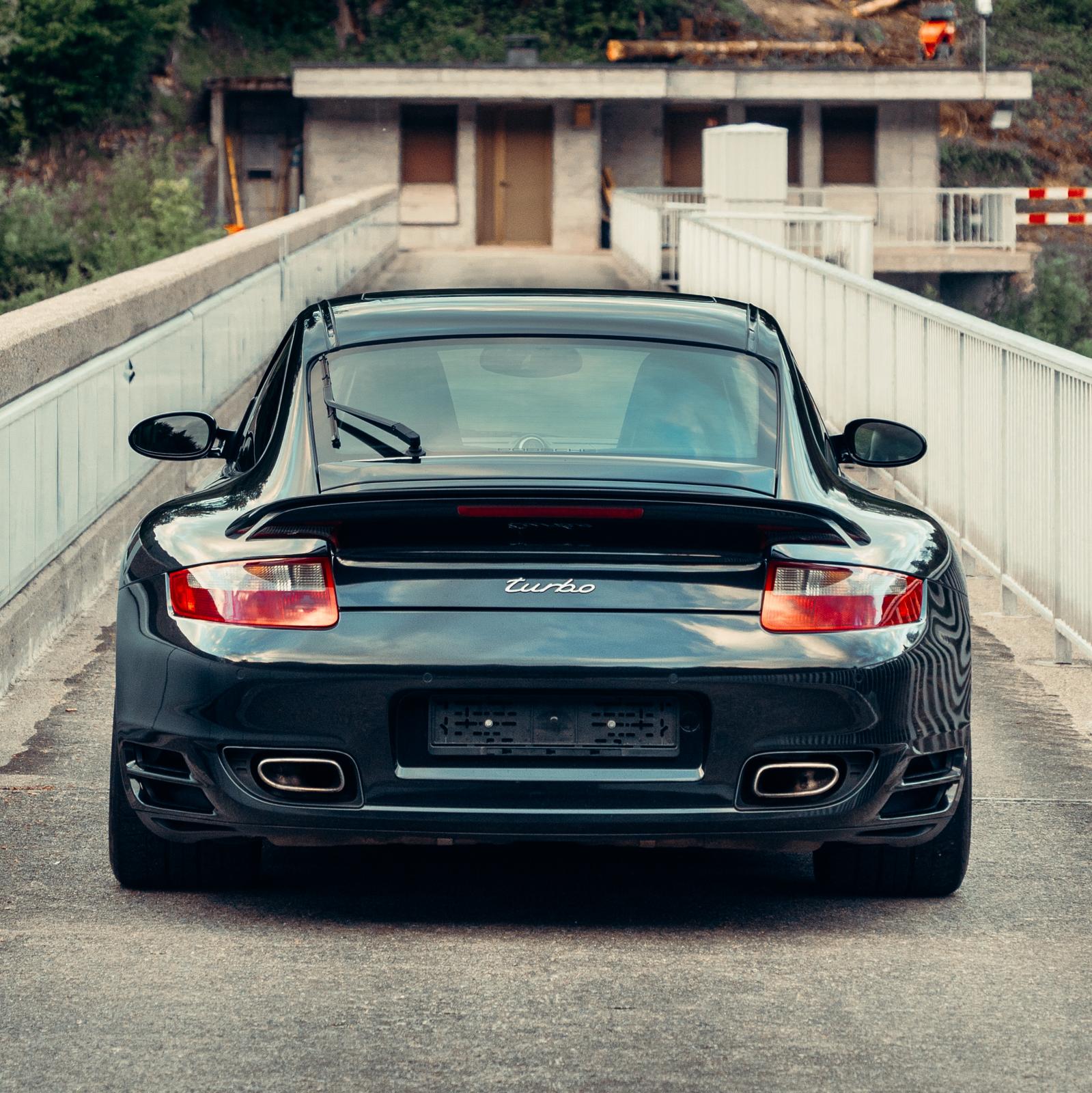 PORSCHE 911 Turbo 3.6L-image-3