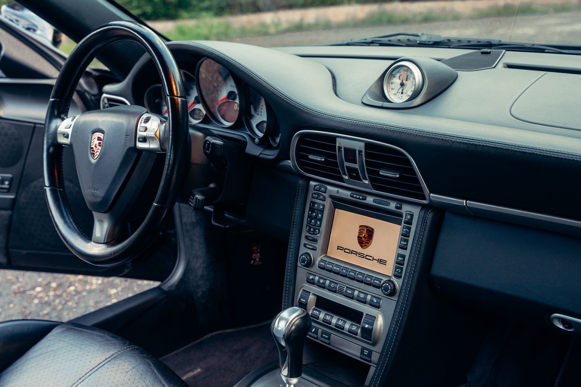 PORSCHE 911 Turbo 3.6L-image-16