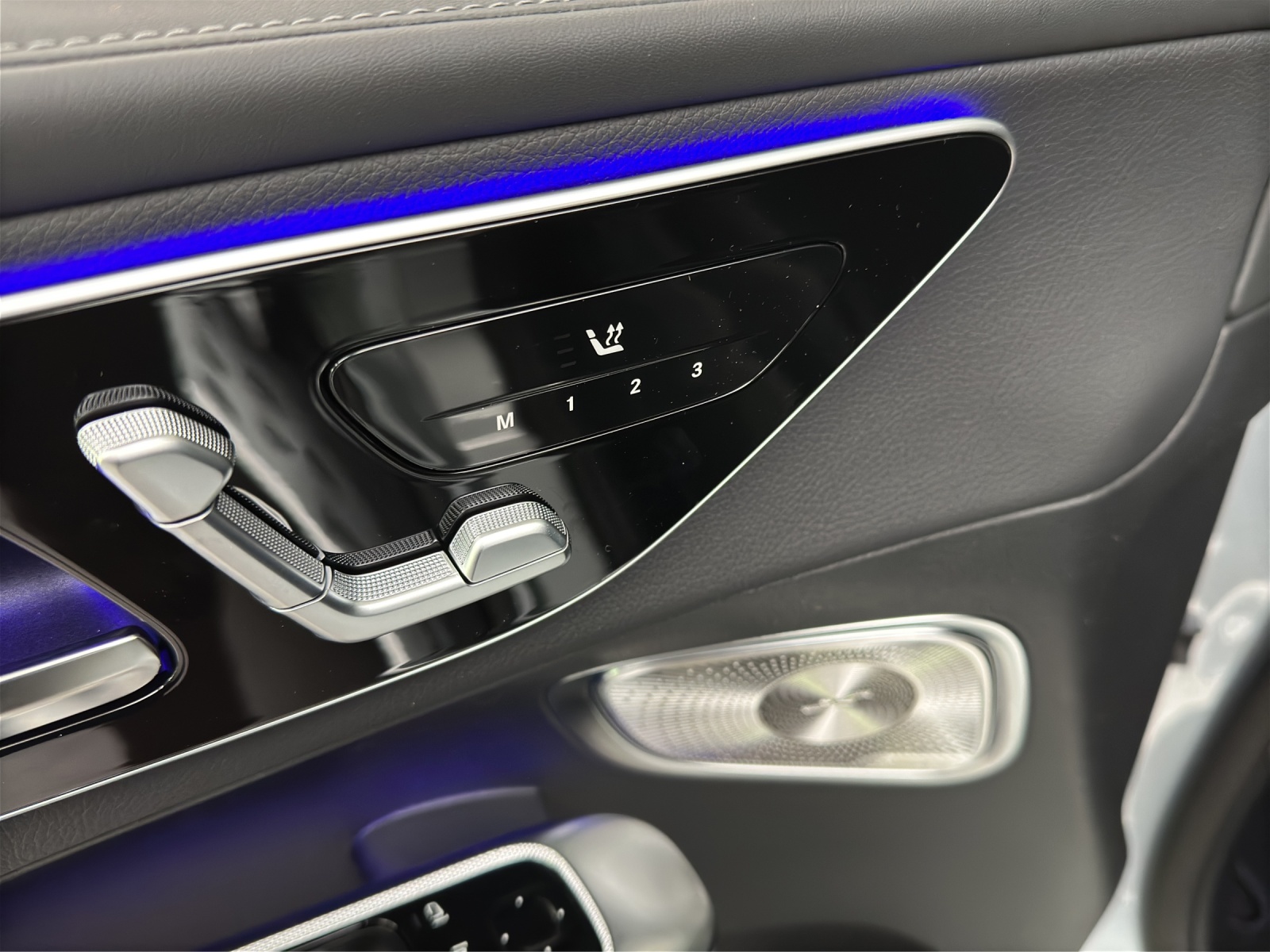 MERCEDES-BENZ GLC 300 4Matic 9G-Tronic-image-9