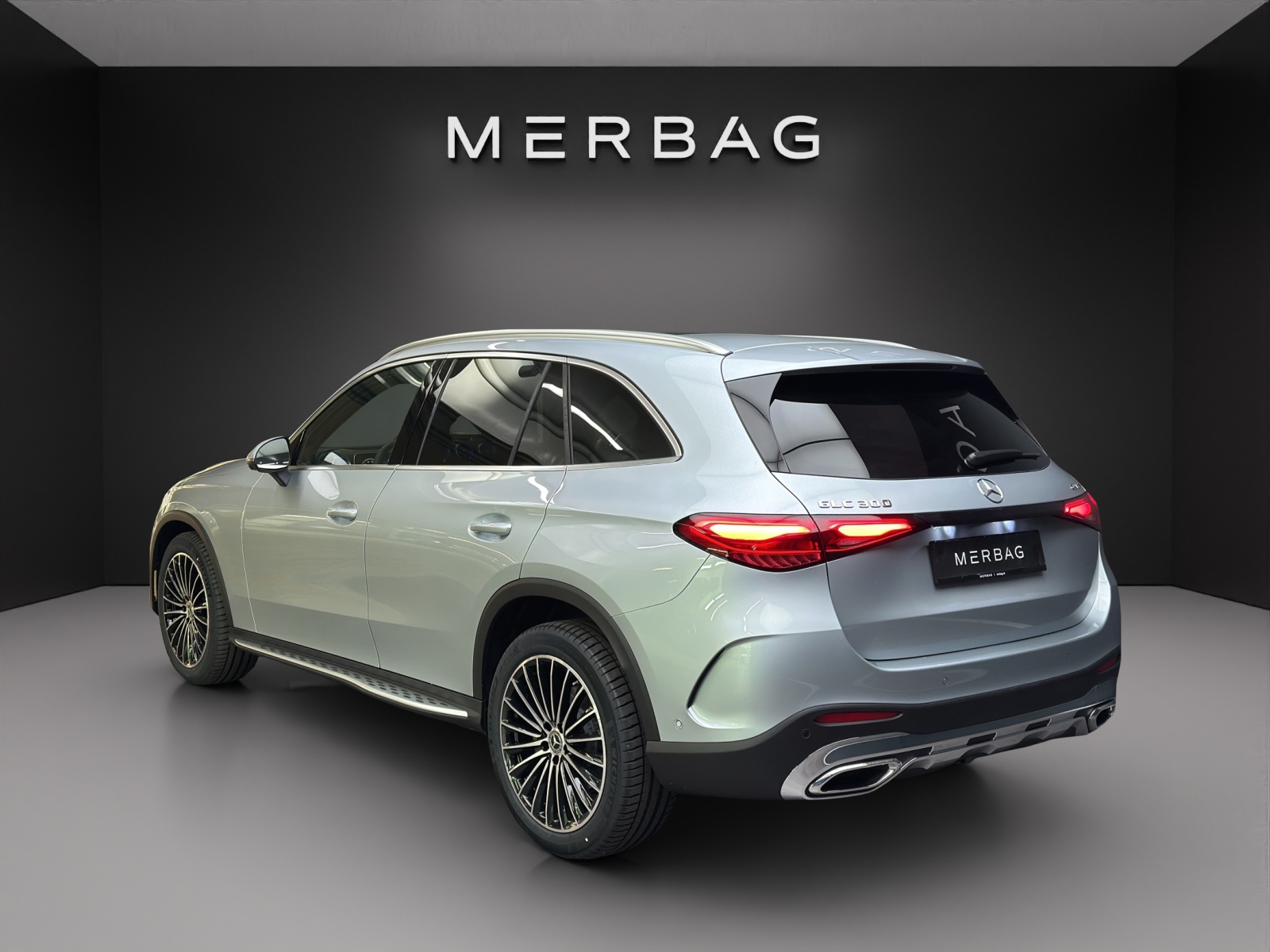 MERCEDES-BENZ GLC 300 4Matic 9G-Tronic-image-3