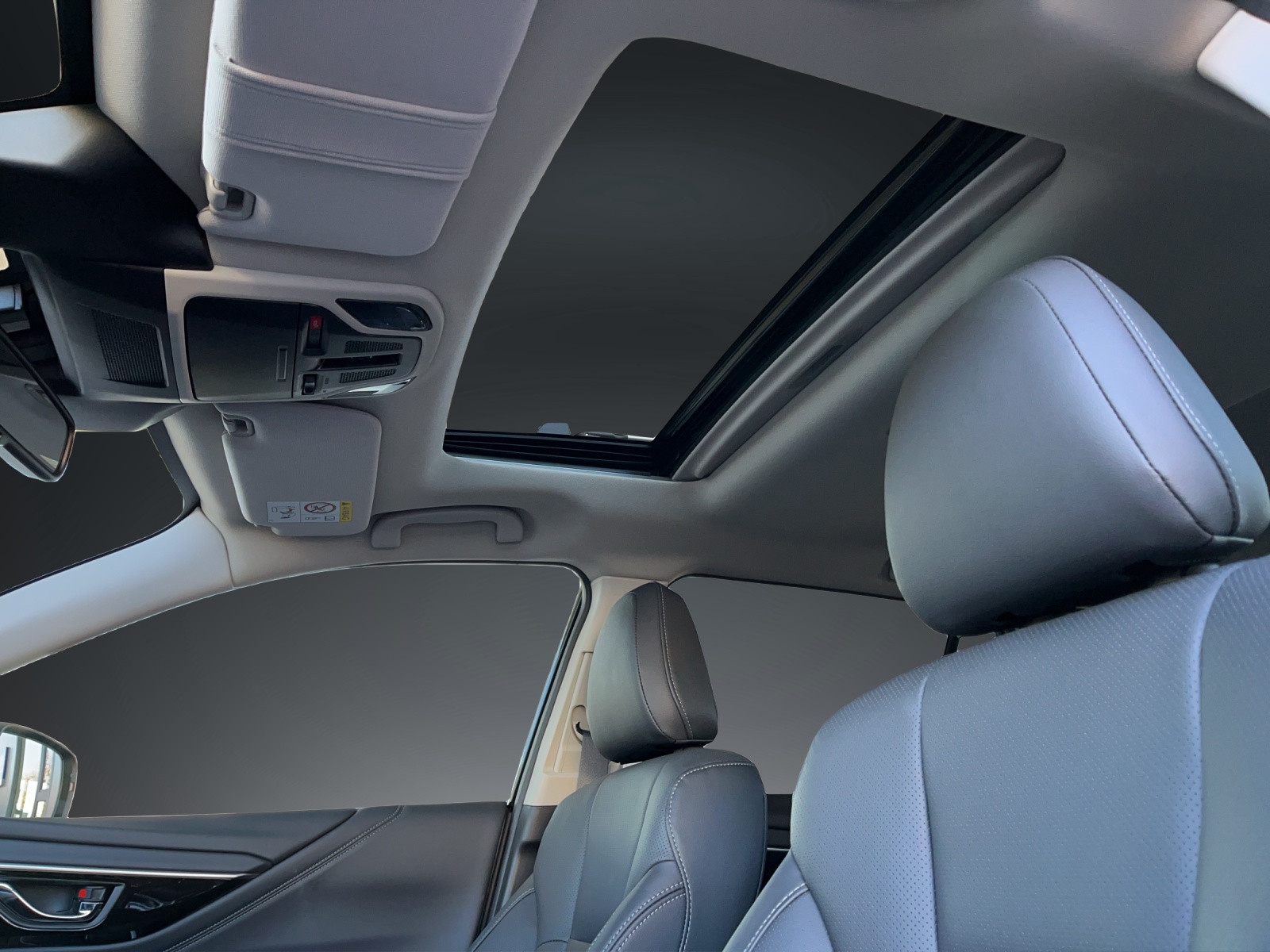 SUBARU Outback 2.5i Luxury-image-15