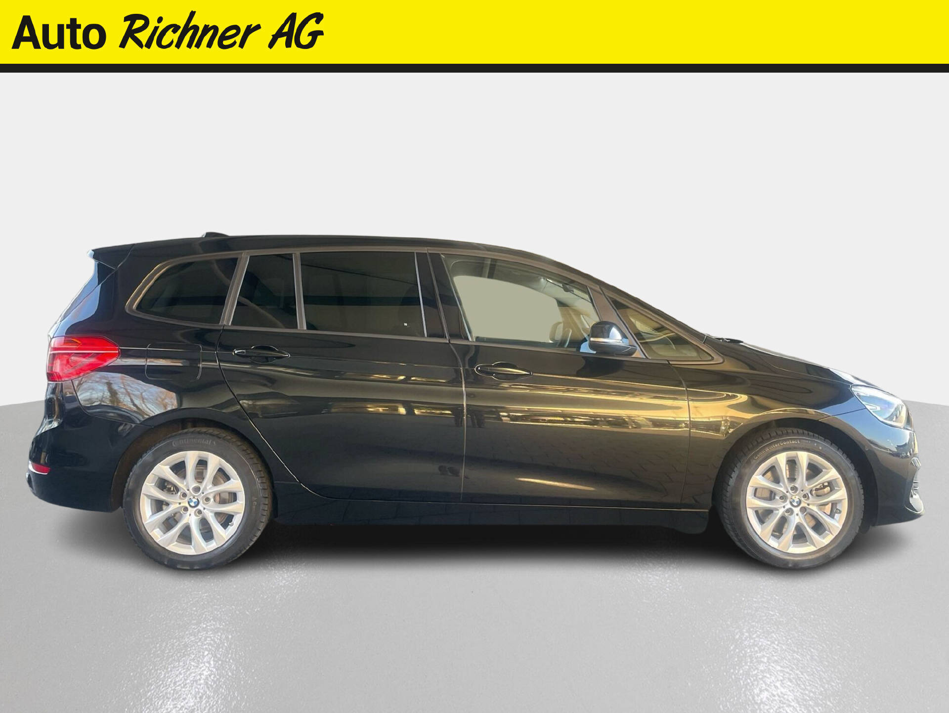 BMW 218d xDrive Gran Tourer-image-2