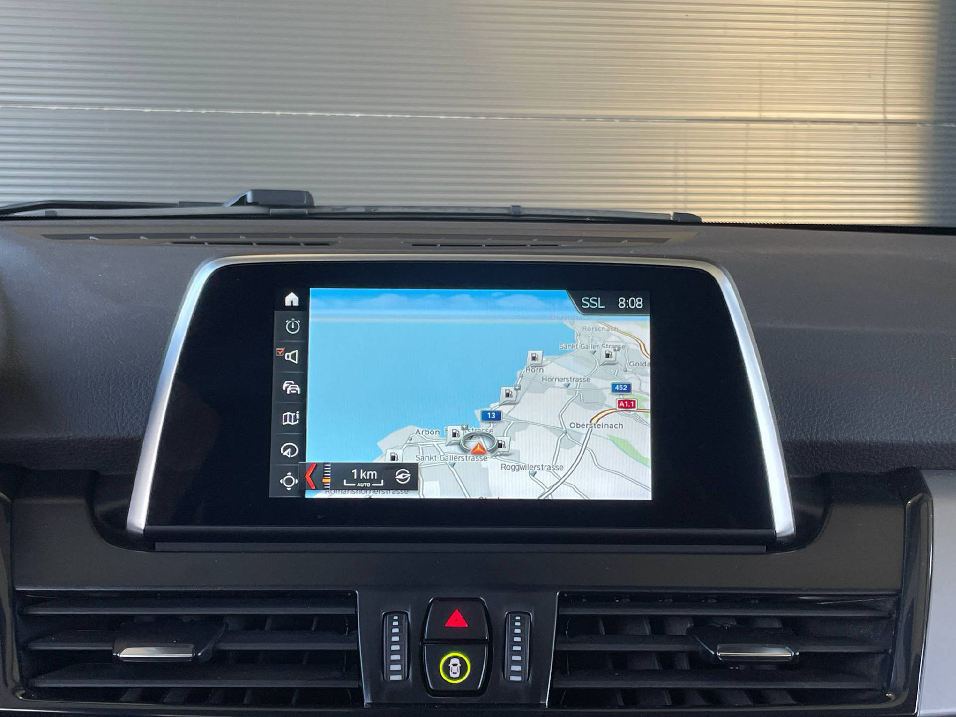 BMW 218d xDrive Gran Tourer-image-9