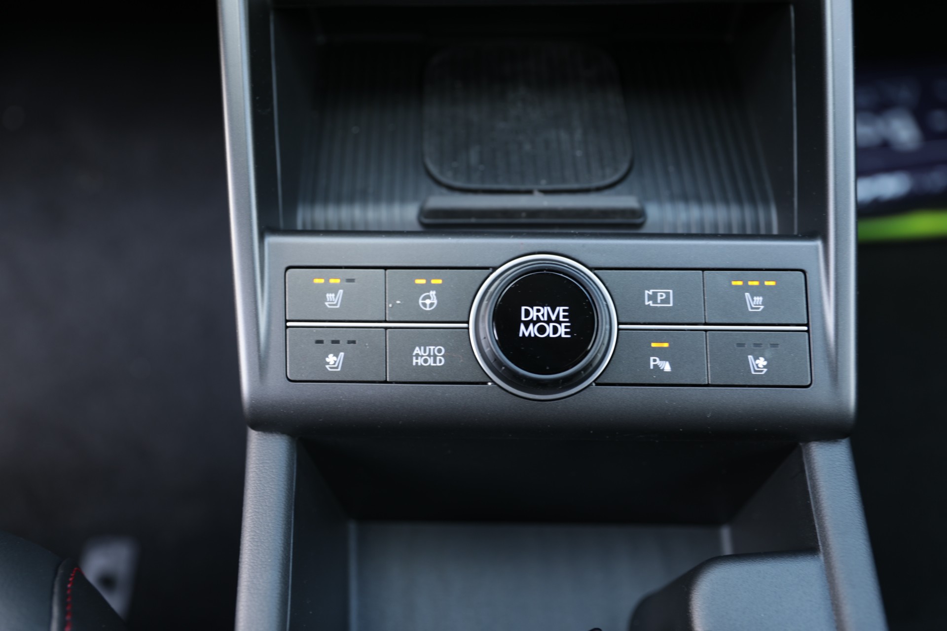 HYUNDAI Kona EV 65.4 kWh N Line-image-10