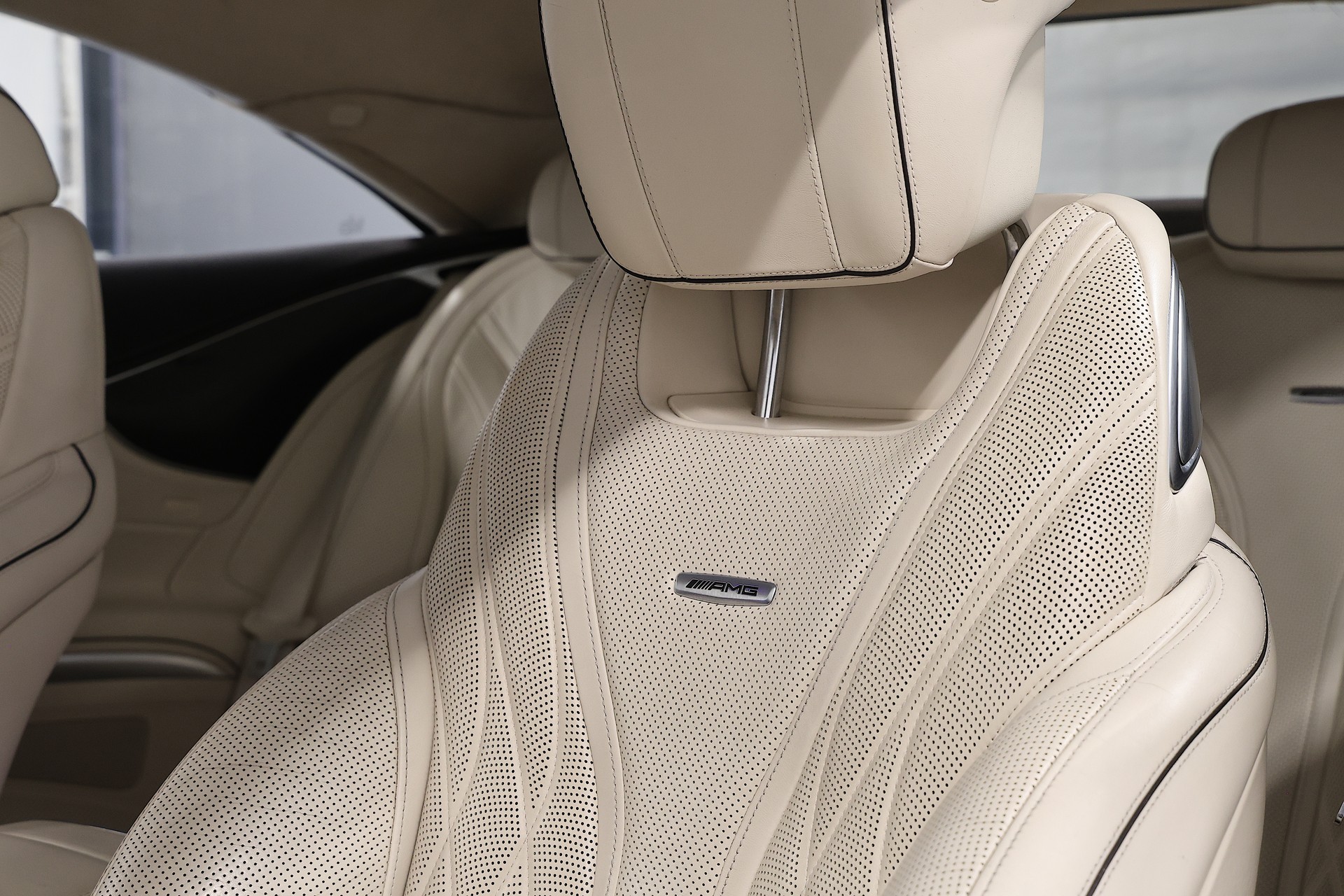 MERCEDES-BENZ S 63 AMG Coupé *UNIKAT* 4Matic Speedshift MCT-image-11
