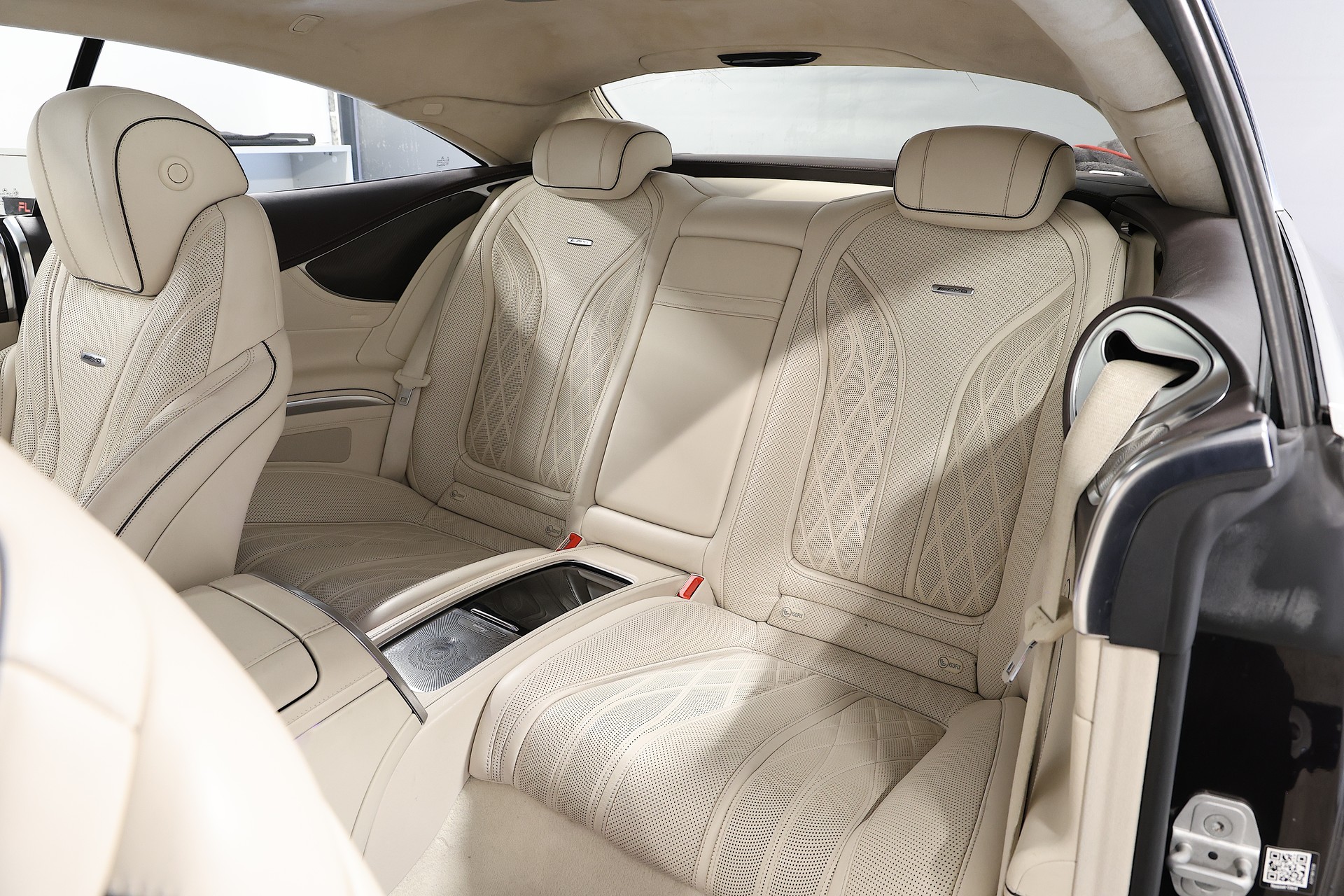 MERCEDES-BENZ S 63 AMG Coupé *UNIKAT* 4Matic Speedshift MCT-image-15