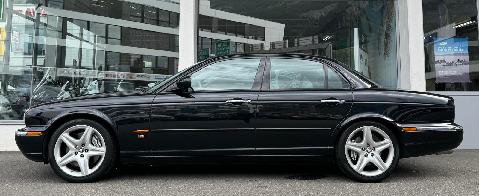 JAGUAR XJR 4.2 V8 S/C-image-2