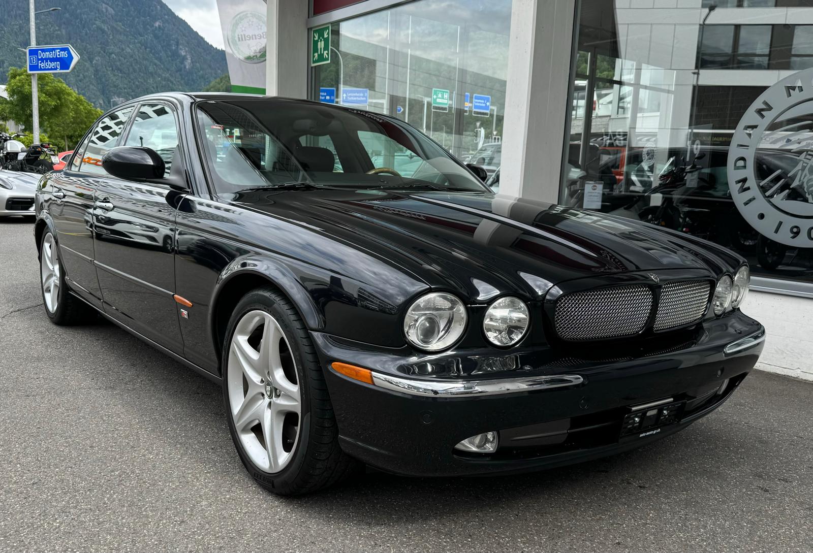 JAGUAR XJR 4.2 V8 S/C-image-0