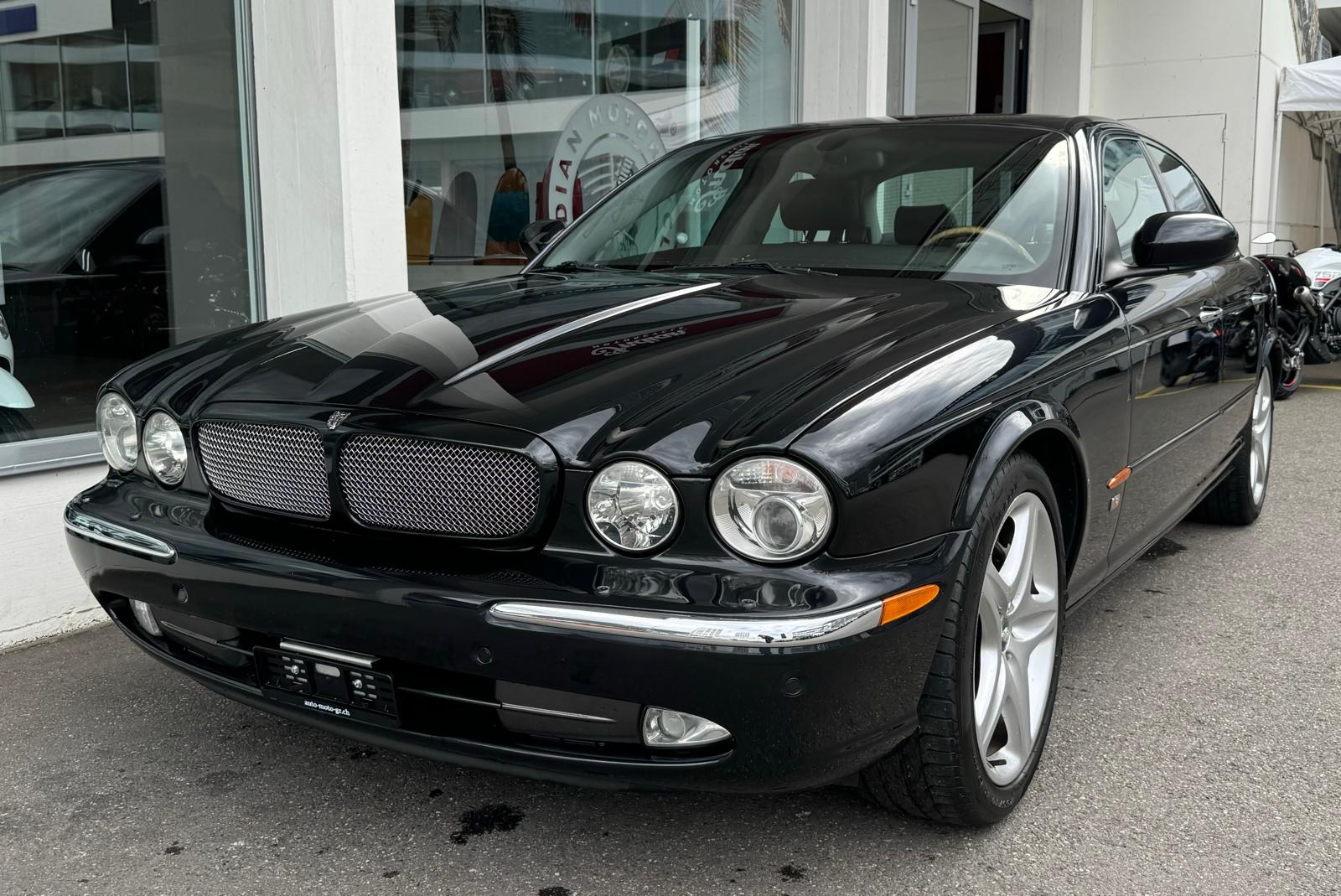 JAGUAR XJR 4.2 V8 S/C-image-5