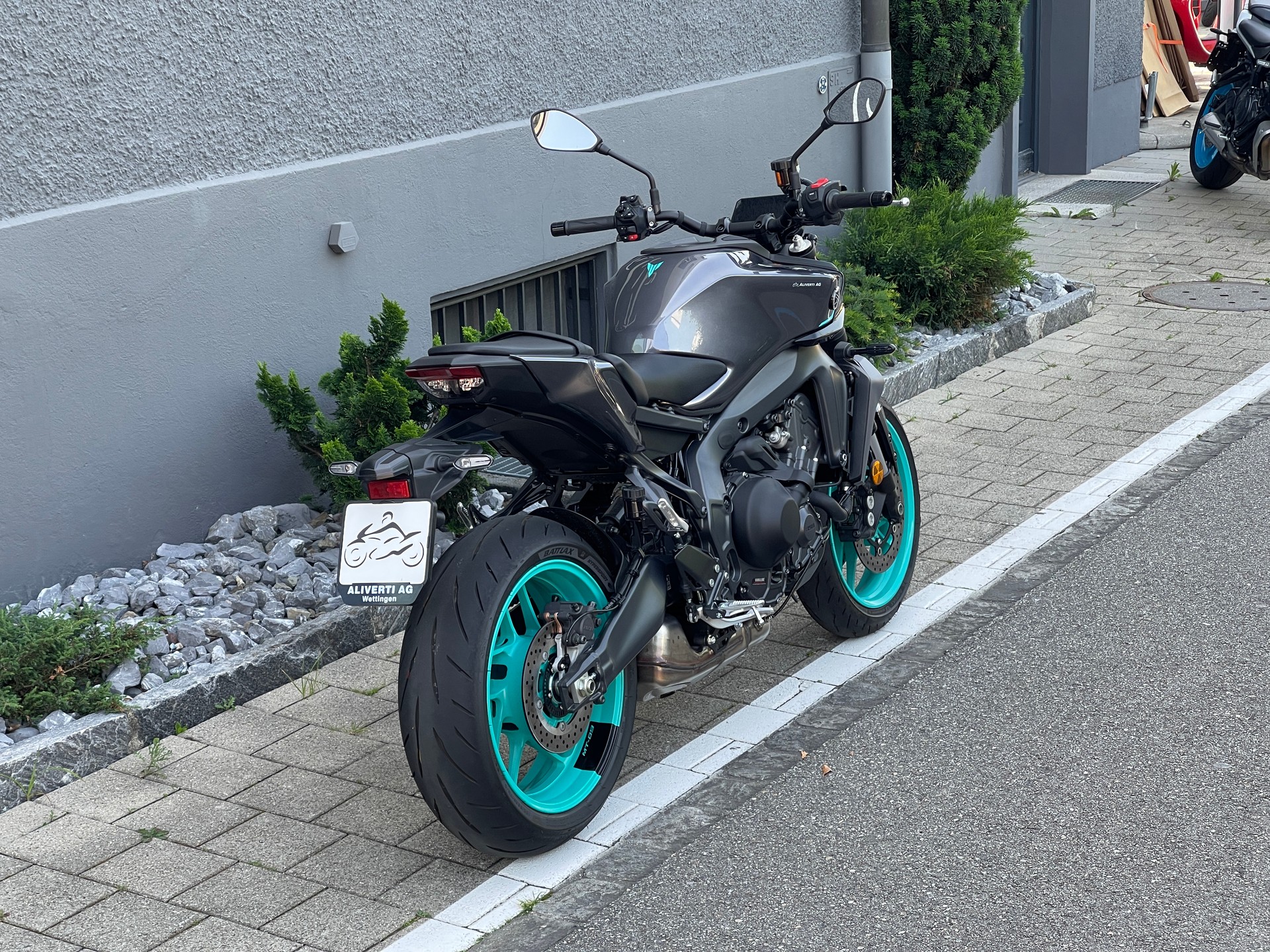 YAMAHA MT-09 Y-AMT Vorführmodell-image-15
