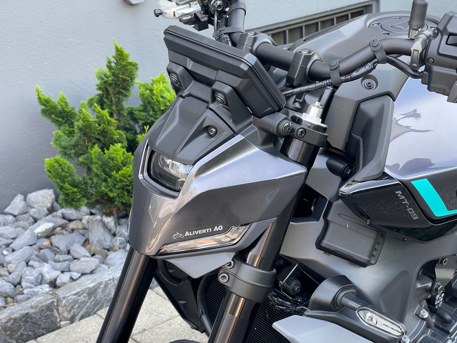 YAMAHA MT-09 Y-AMT Vorführmodell-image-5