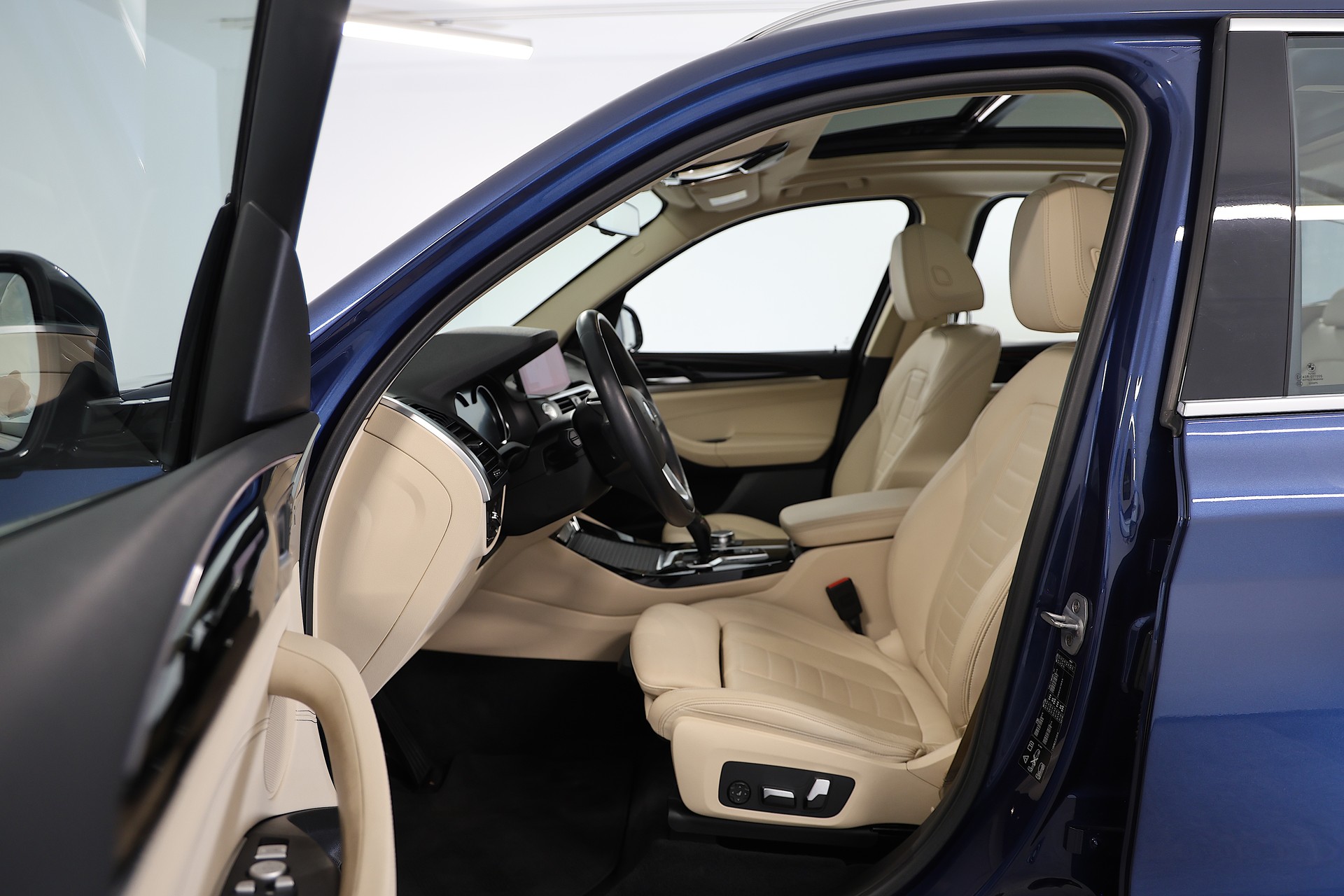 BMW X3 xDrive 30d Individual xLine Steptronic-image-5