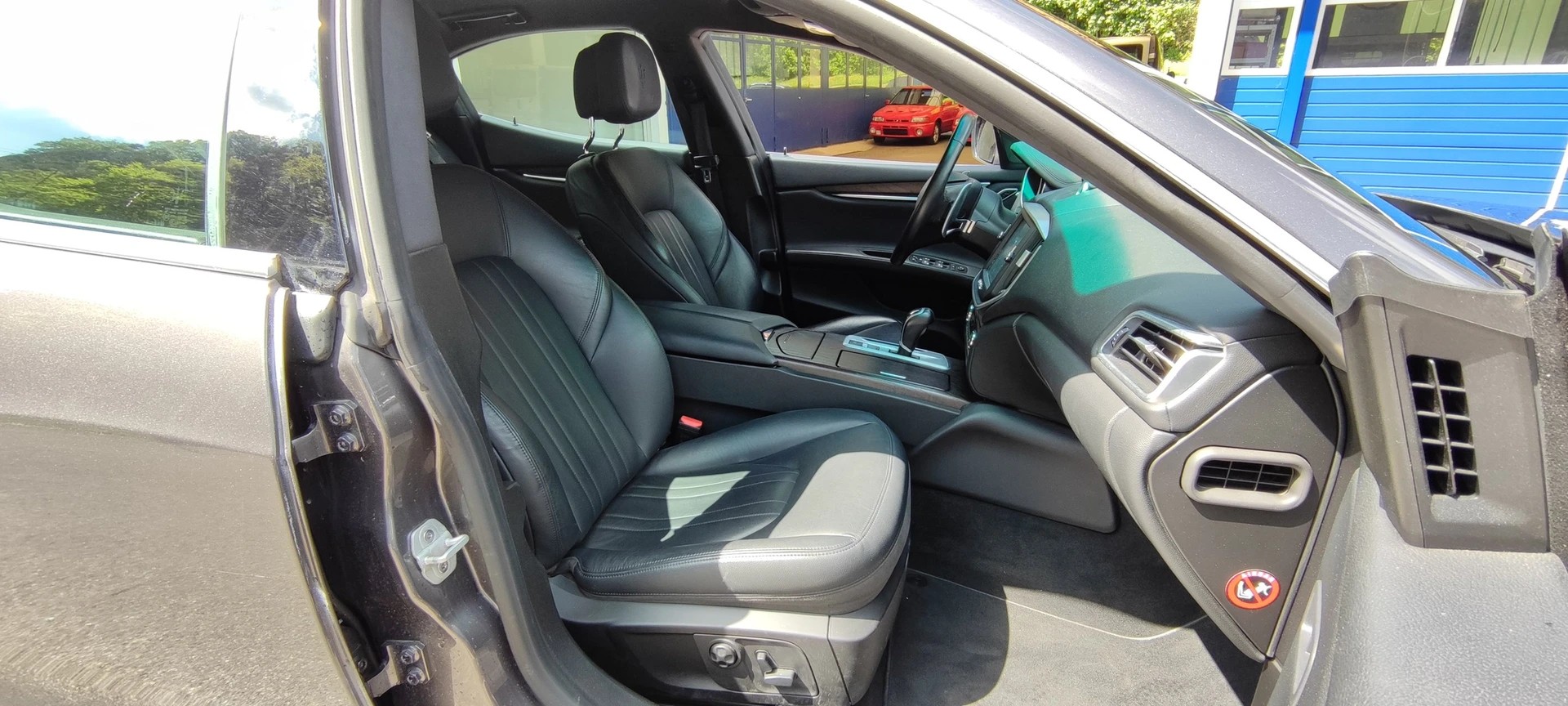MASERATI Ghibli 3.0 V6 Automatica-image-17