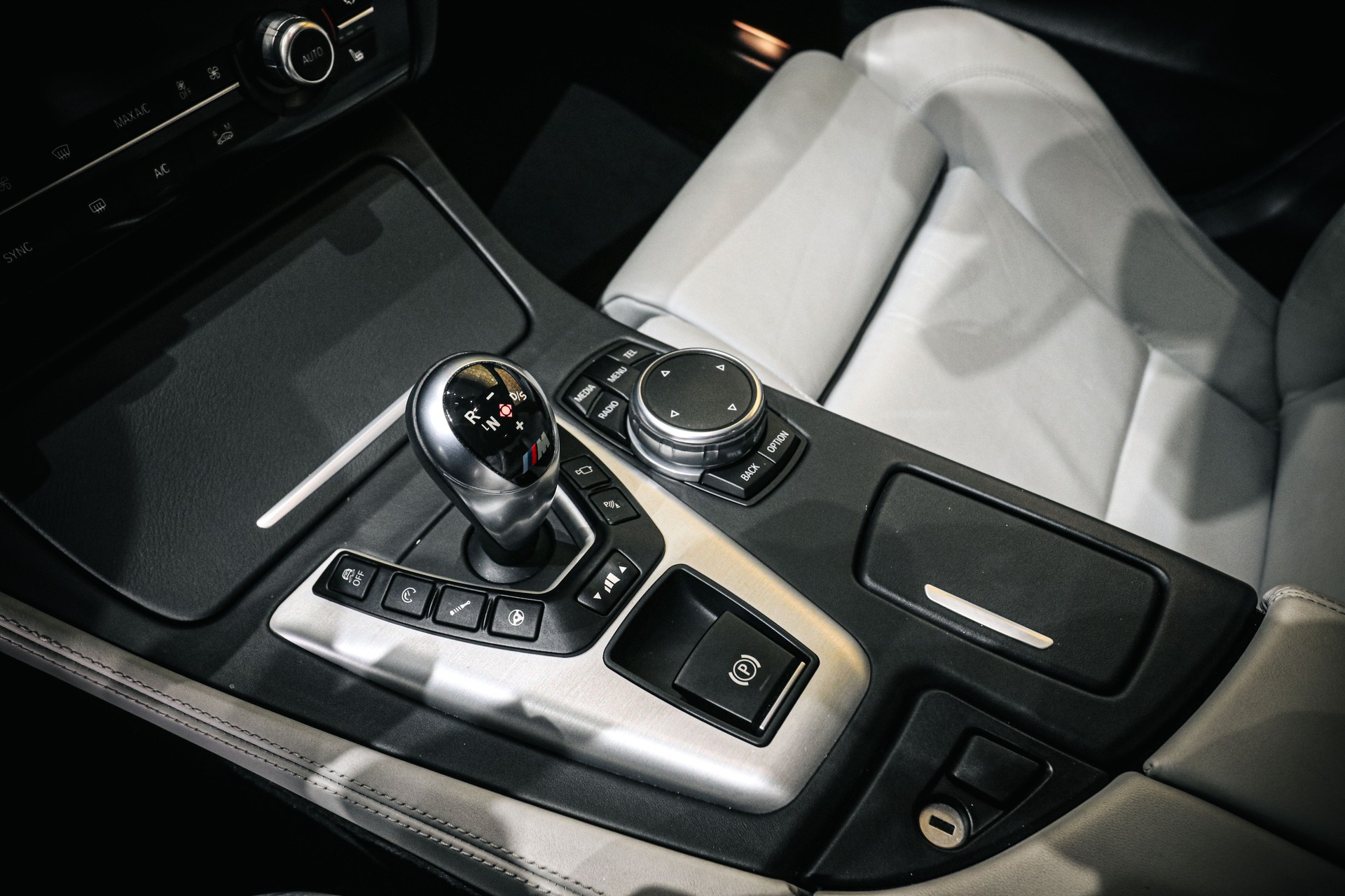 BMW M5 F10 LCI Drivelogic-image-15