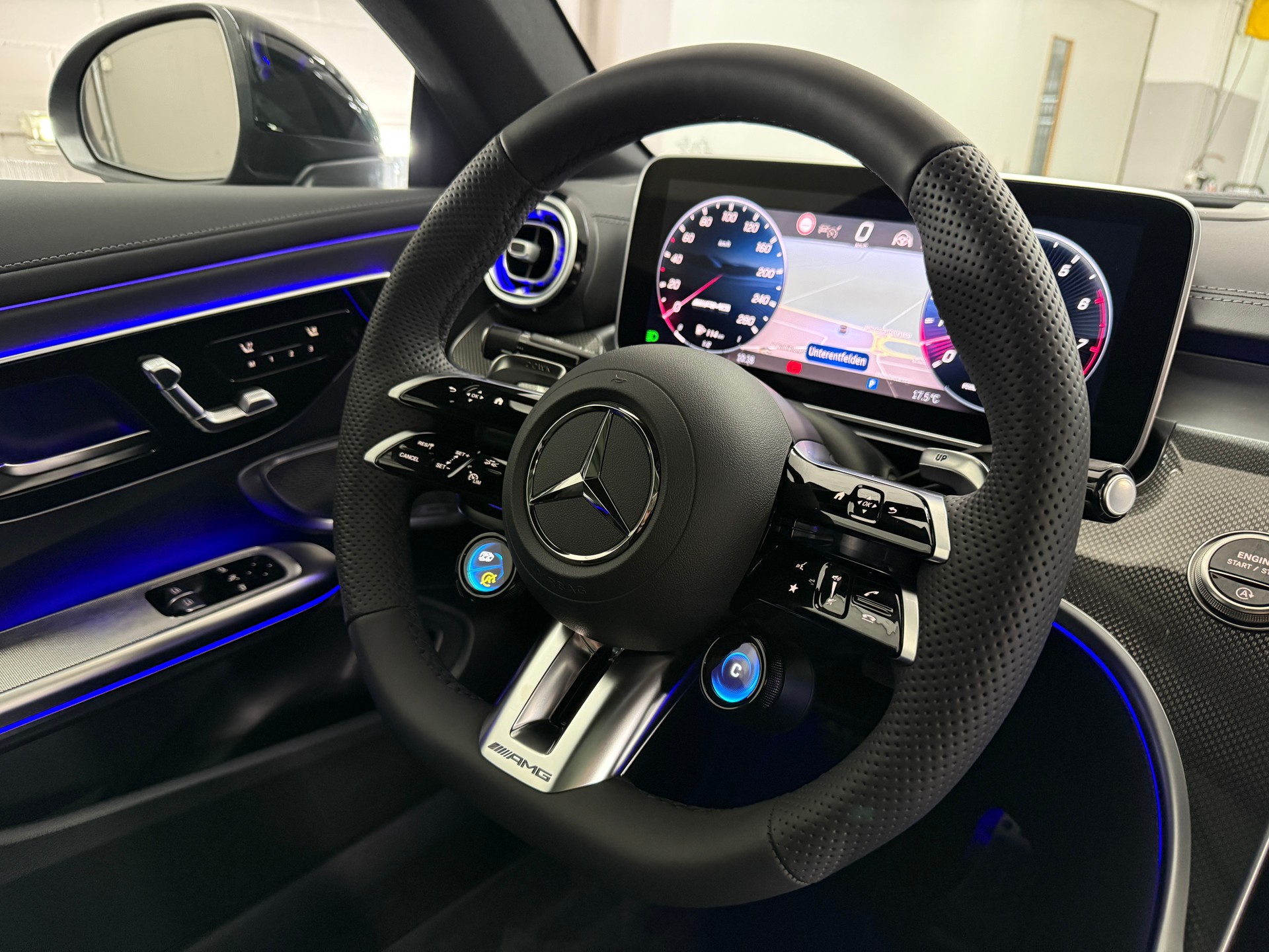 MERCEDES-BENZ CLE 53 Coupé AMG 4Matic+-image-12
