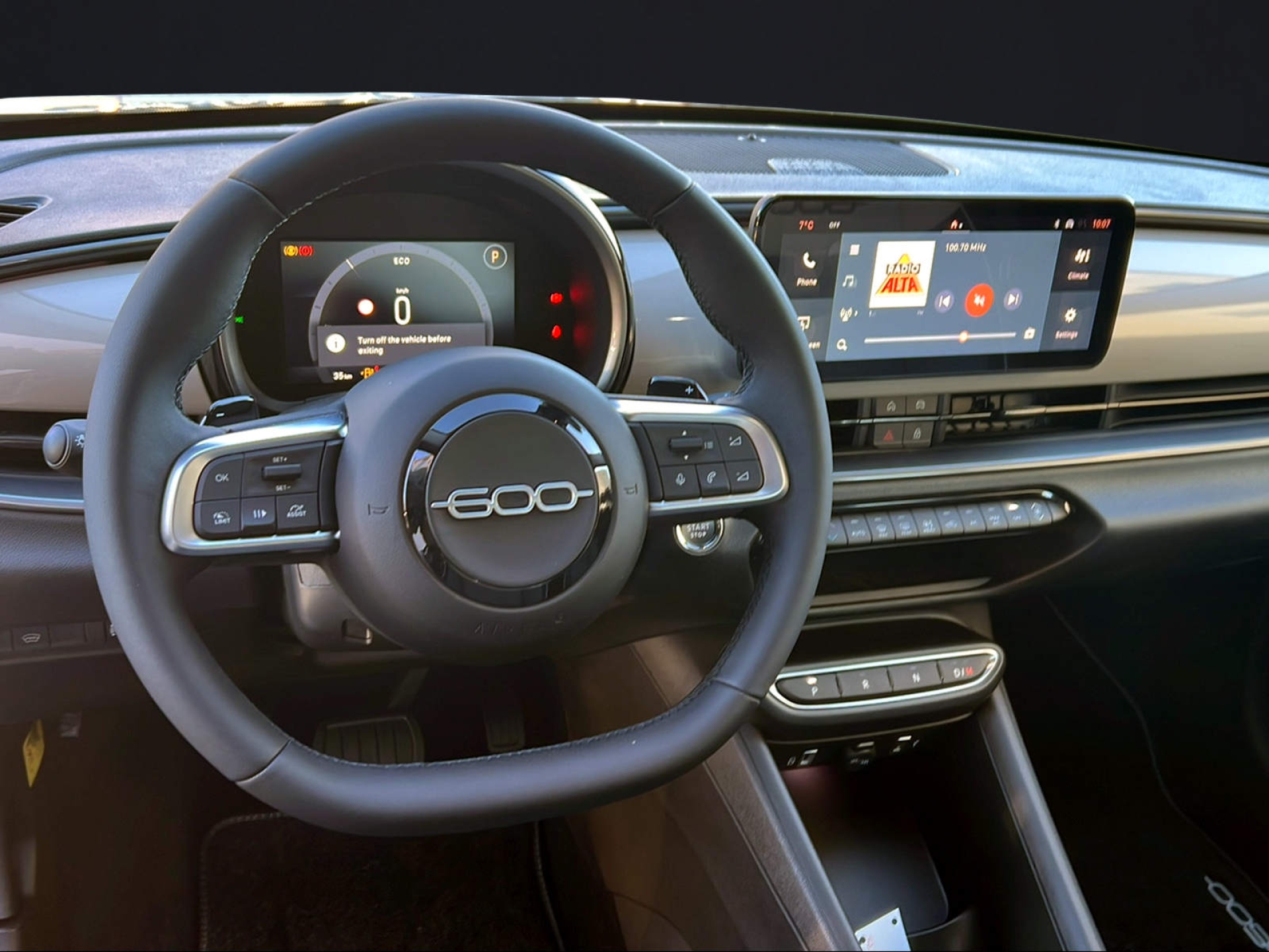 FIAT 600 1.2 Hybrid 136 Cult-image-8