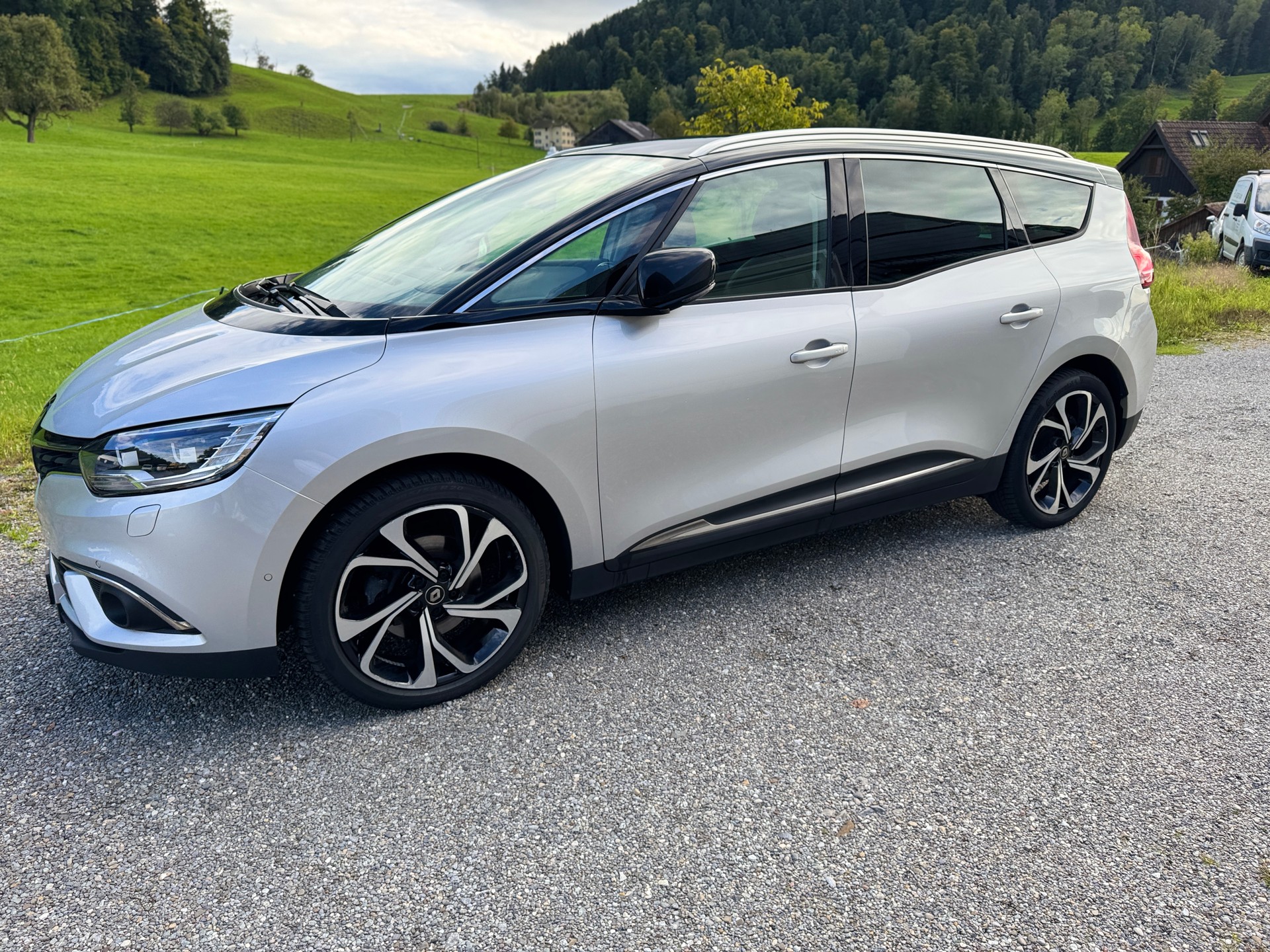 RENAULT Grand Scénic 1.3 16V Turbo Business Line EDC-showroom-element-3