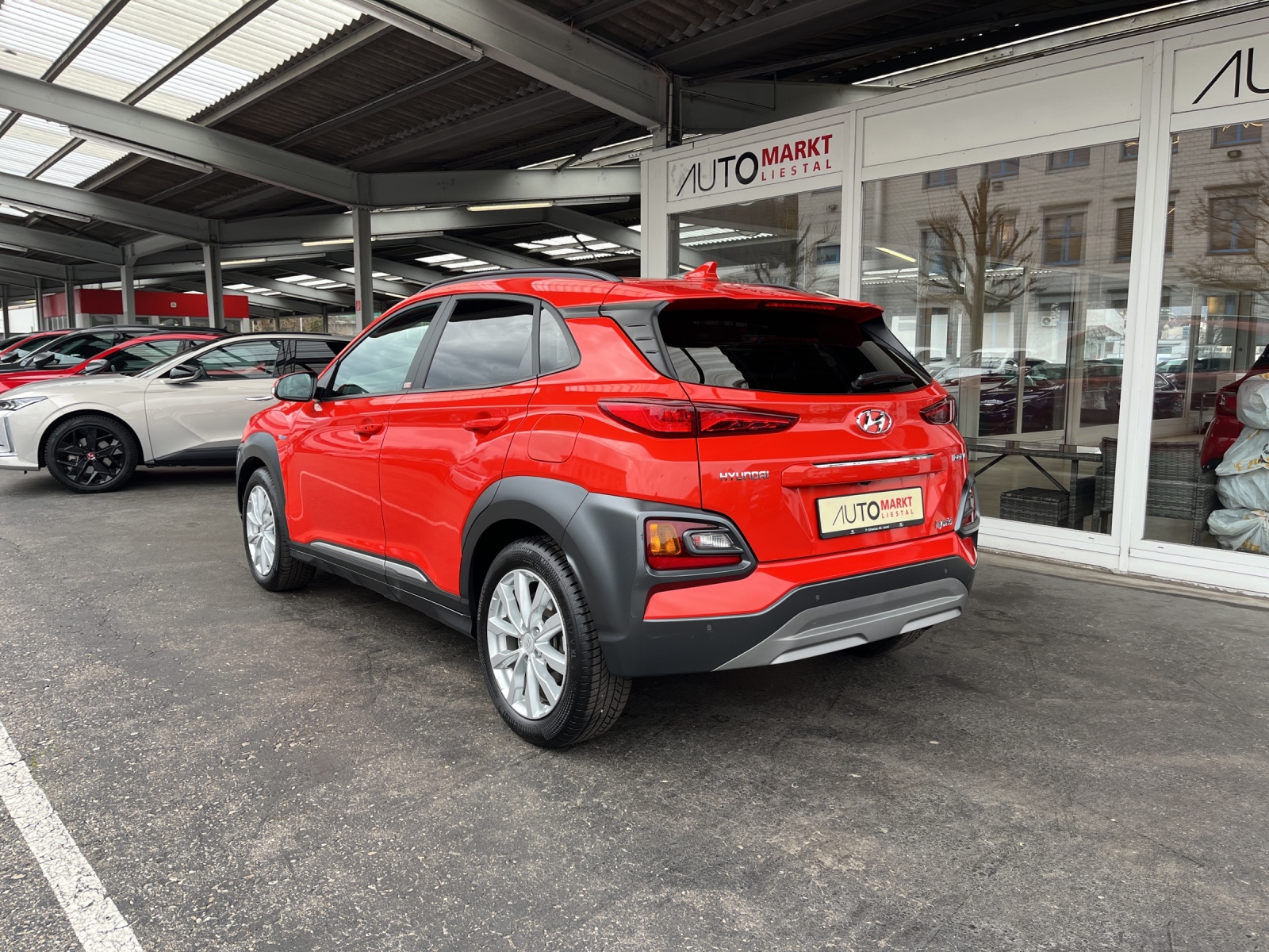 HYUNDAI Kona 1.6 GDi HEV Vertex DCT-image-2