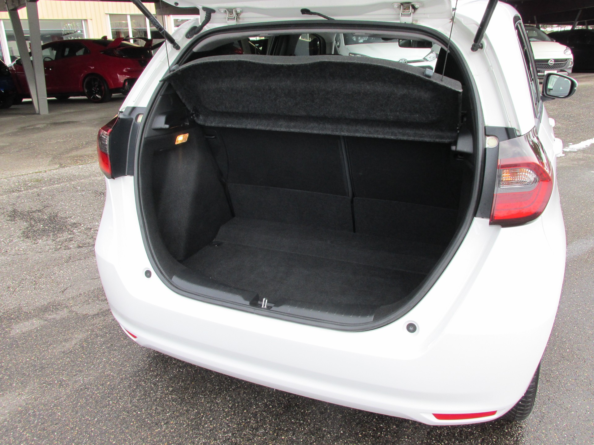 HONDA Jazz 1.5i-MMD Comfort E-CVT-image-6