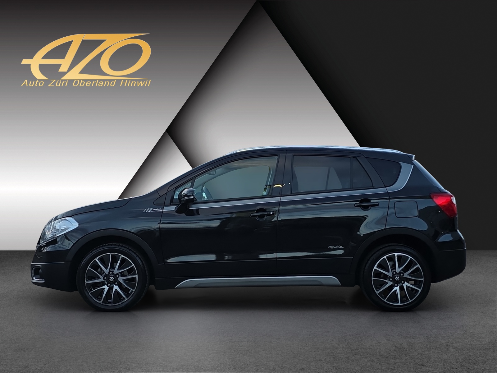 SUZUKI SX4 S-Cross 1.6 TD PizSulai Top 4WD TCSS-image-4