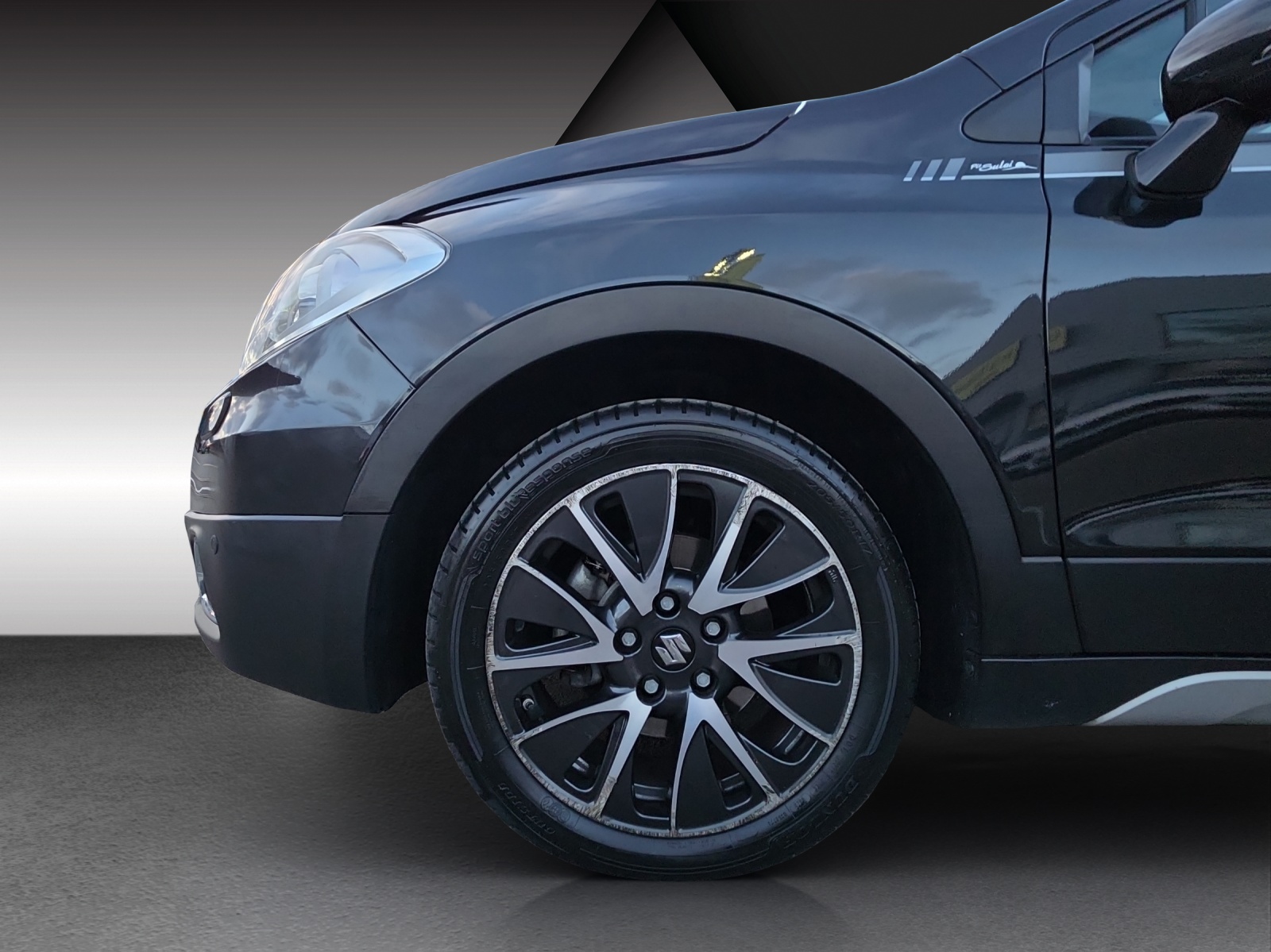 SUZUKI SX4 S-Cross 1.6 TD PizSulai Top 4WD TCSS-image-18