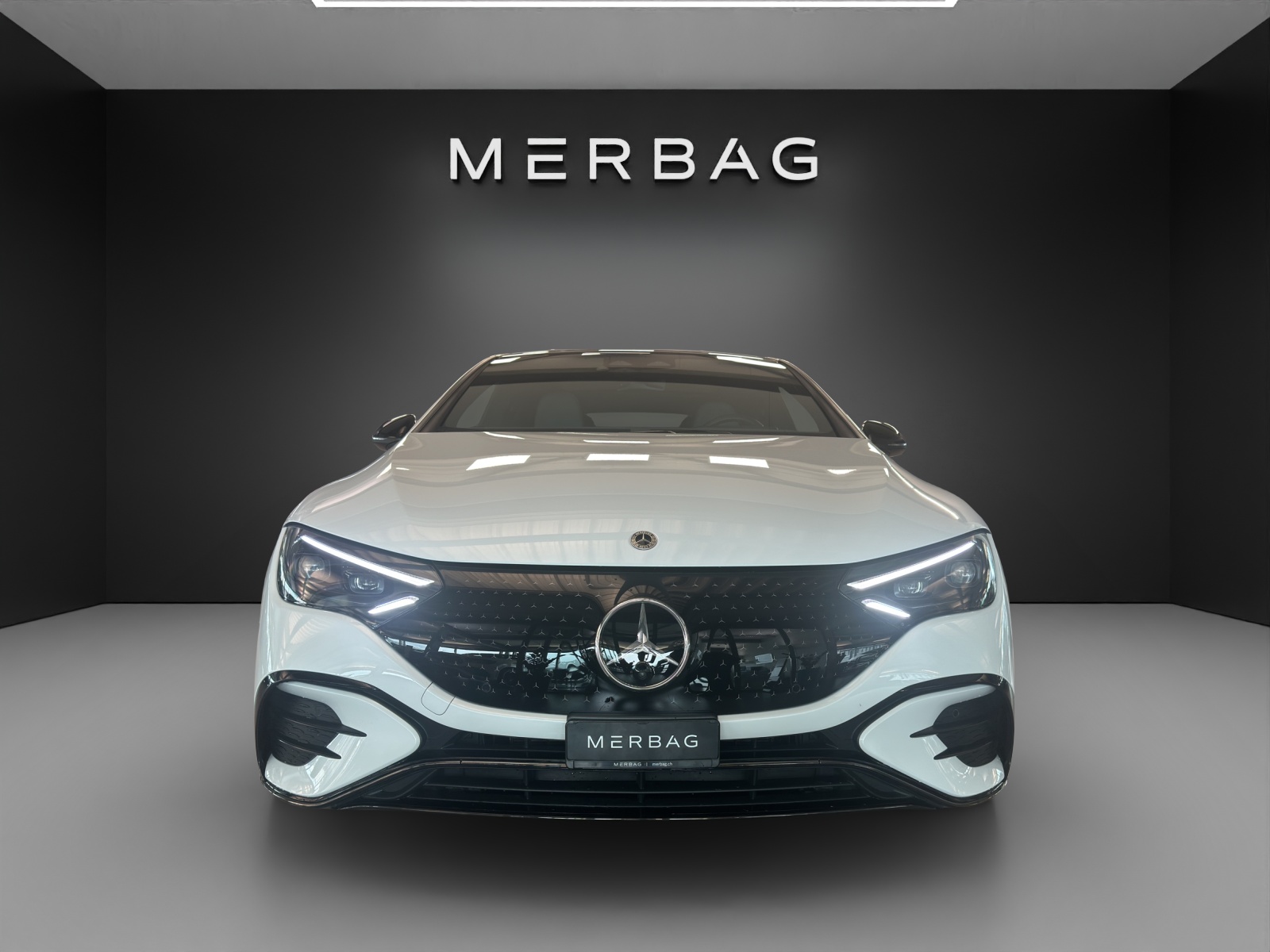MERCEDES-BENZ EQE 500 4 Matic-image-2