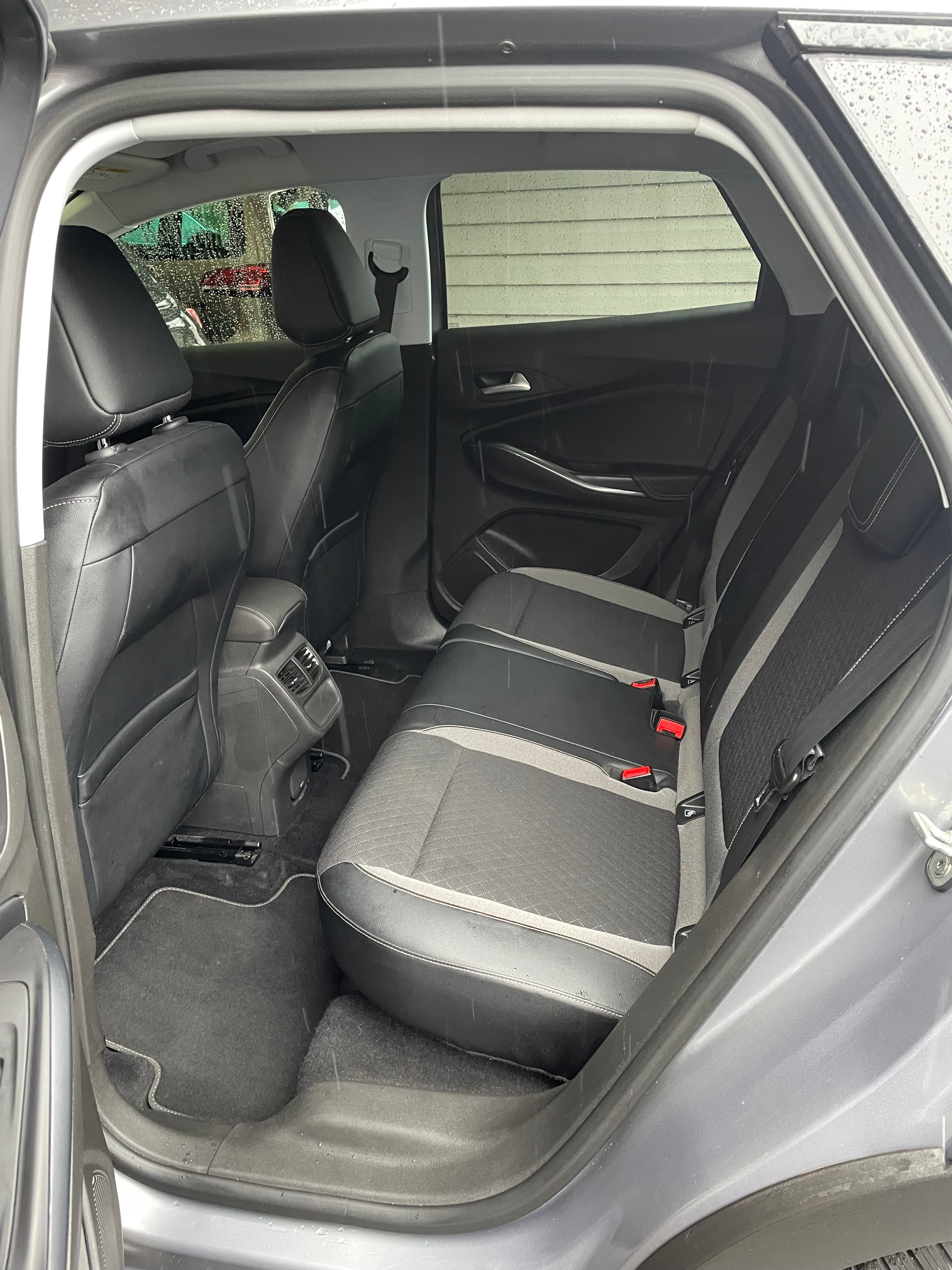OPEL Grandland X 1.2i TP Enjoy Automatik-image-8
