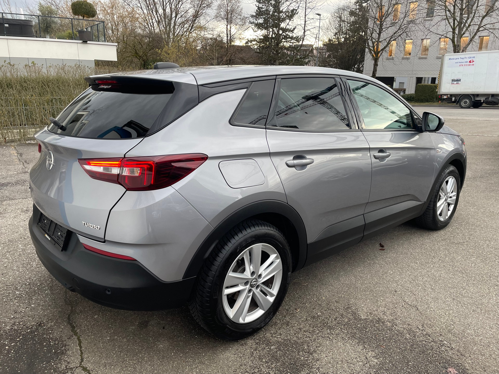 OPEL Grandland X 1.2i TP Enjoy Automatik-image-3