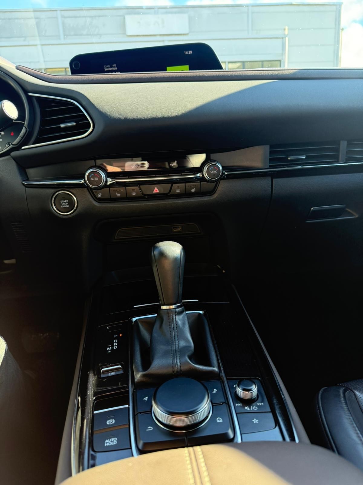 MAZDA CX-30 SKYACTIV-X M Hybrid 180 Revolution AWD Automat-image-23