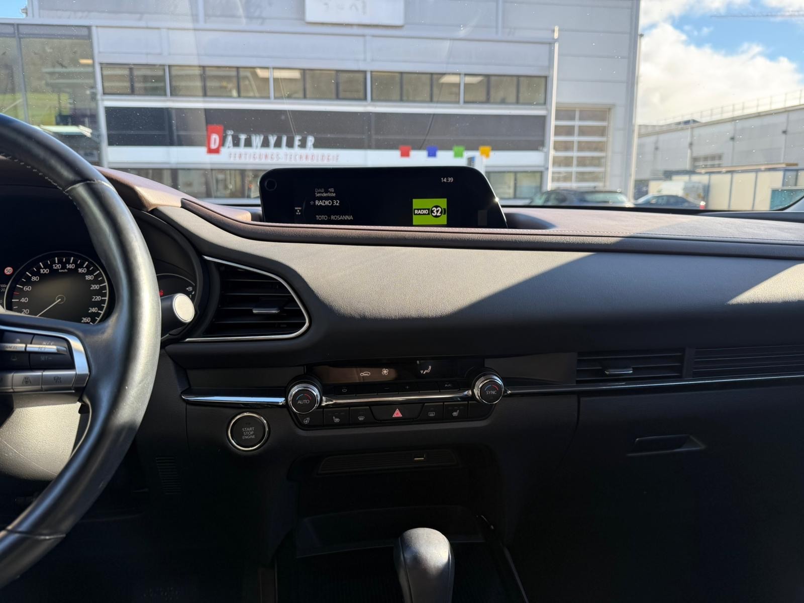 MAZDA CX-30 SKYACTIV-X M Hybrid 180 Revolution AWD Automat-image-16