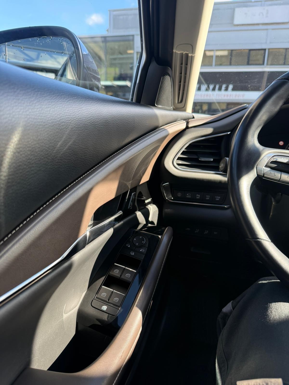 MAZDA CX-30 SKYACTIV-X M Hybrid 180 Revolution AWD Automat-image-22