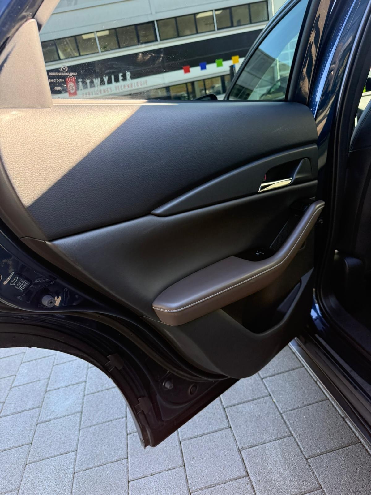 MAZDA CX-30 SKYACTIV-X M Hybrid 180 Revolution AWD Automat-image-25