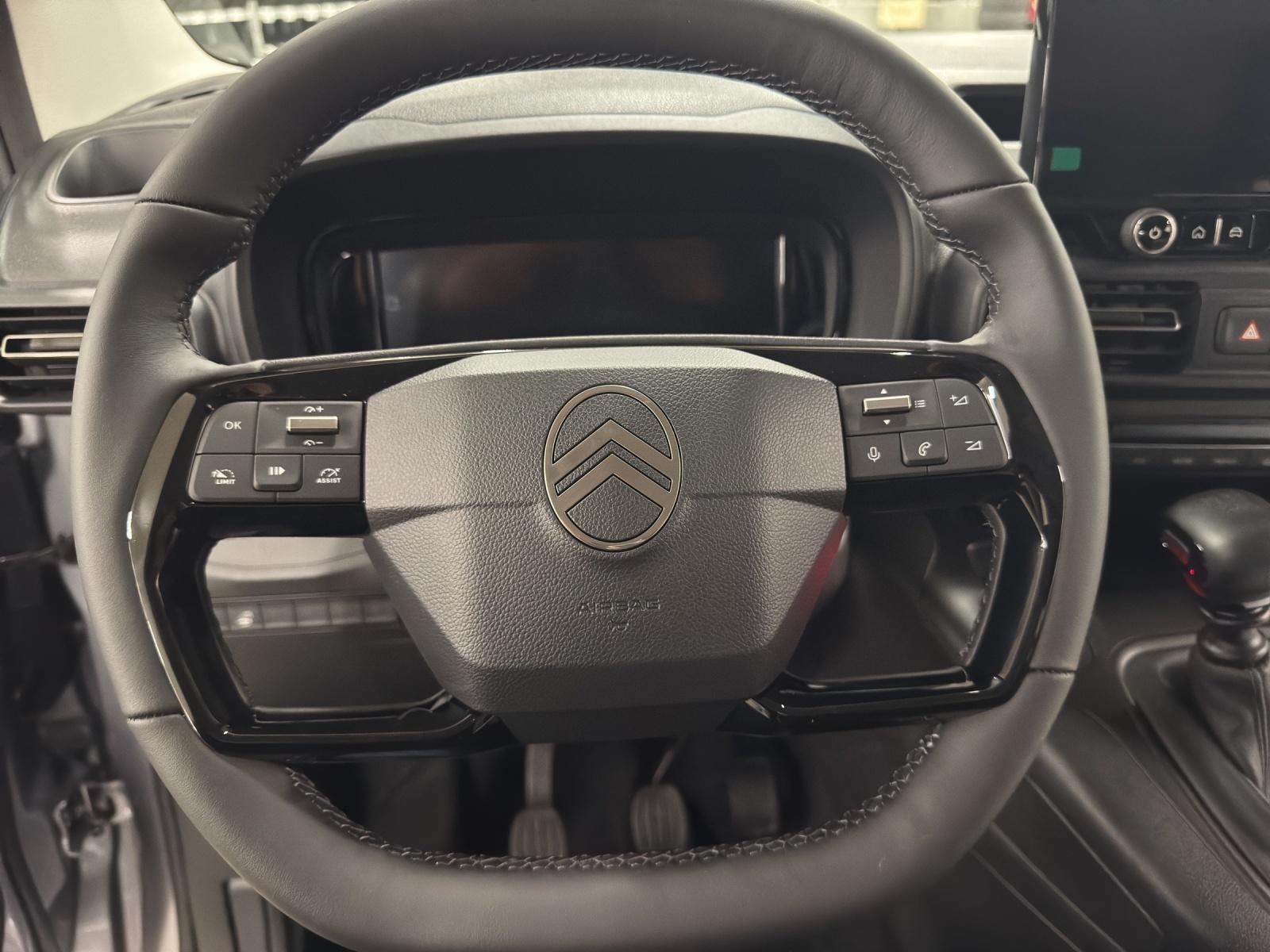 CITROEN Berlingo 1.2 PureTech Plus-image-17
